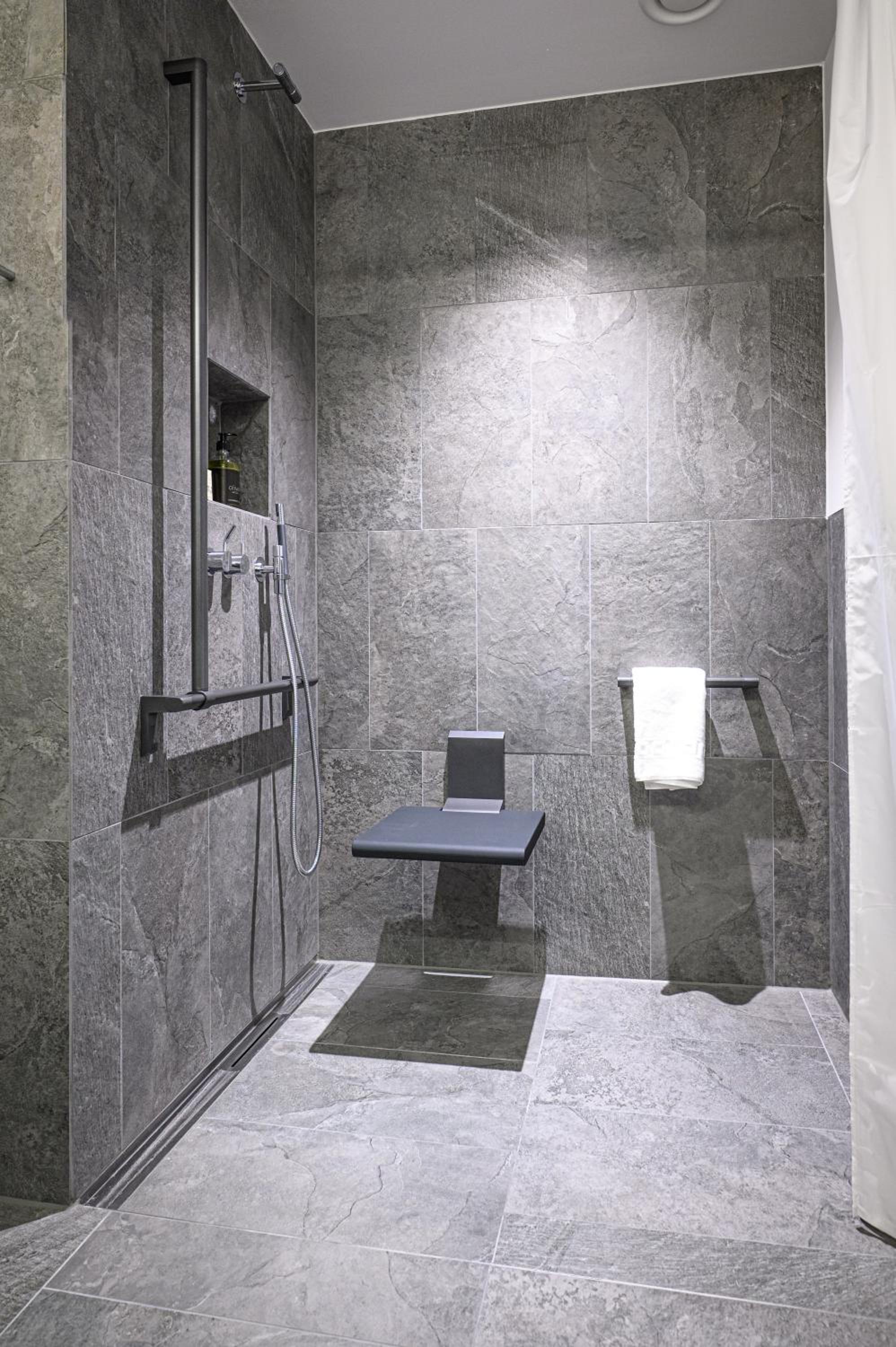 Double or Twin Room - Disability Access - Photo 4