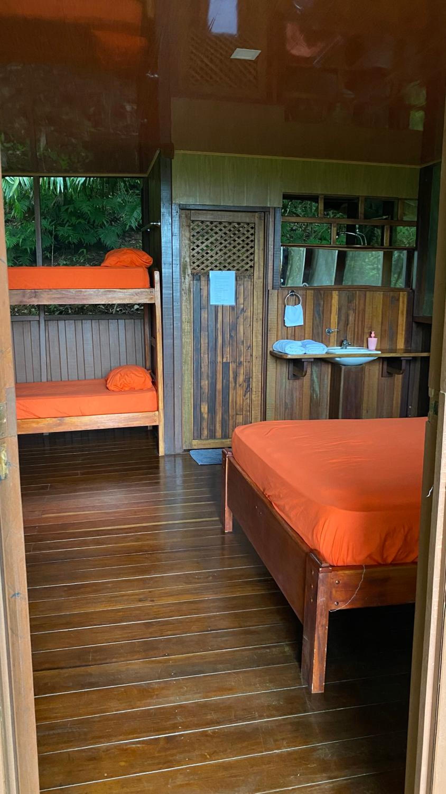 Quadruple Room with Mountain View photo 3