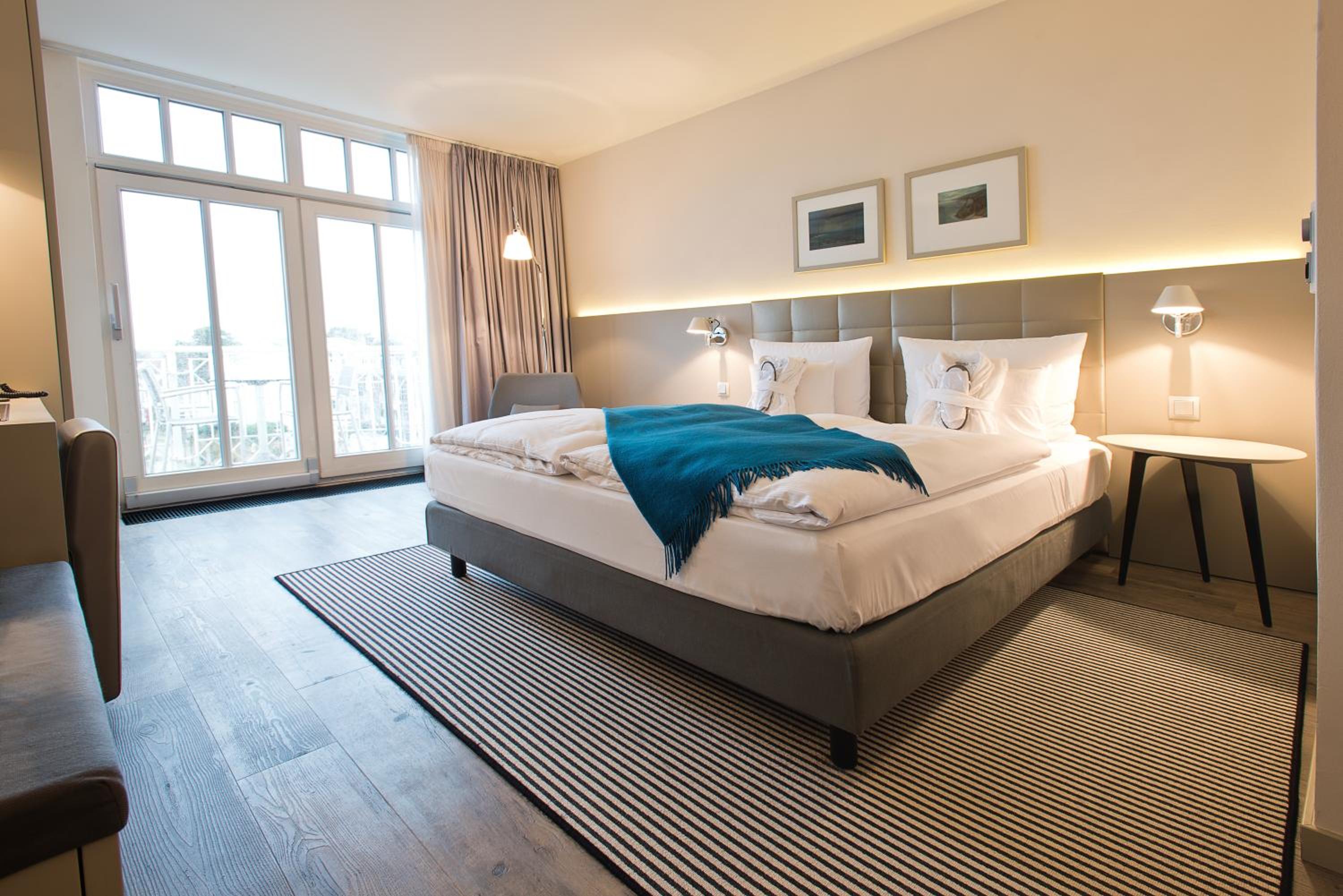 Double Room with Balcony - Photo 5