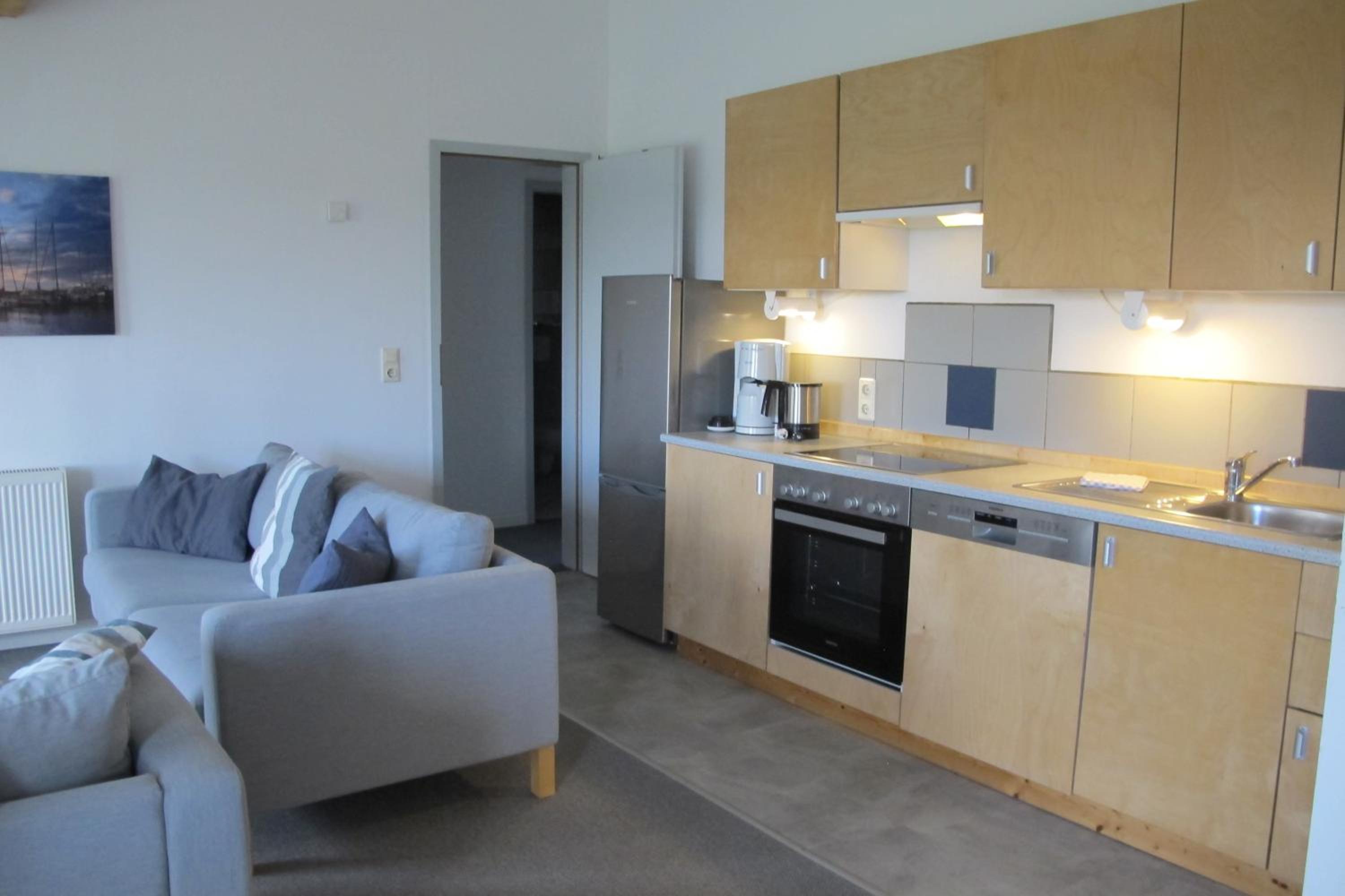 Apartment with Balcony photo 3
