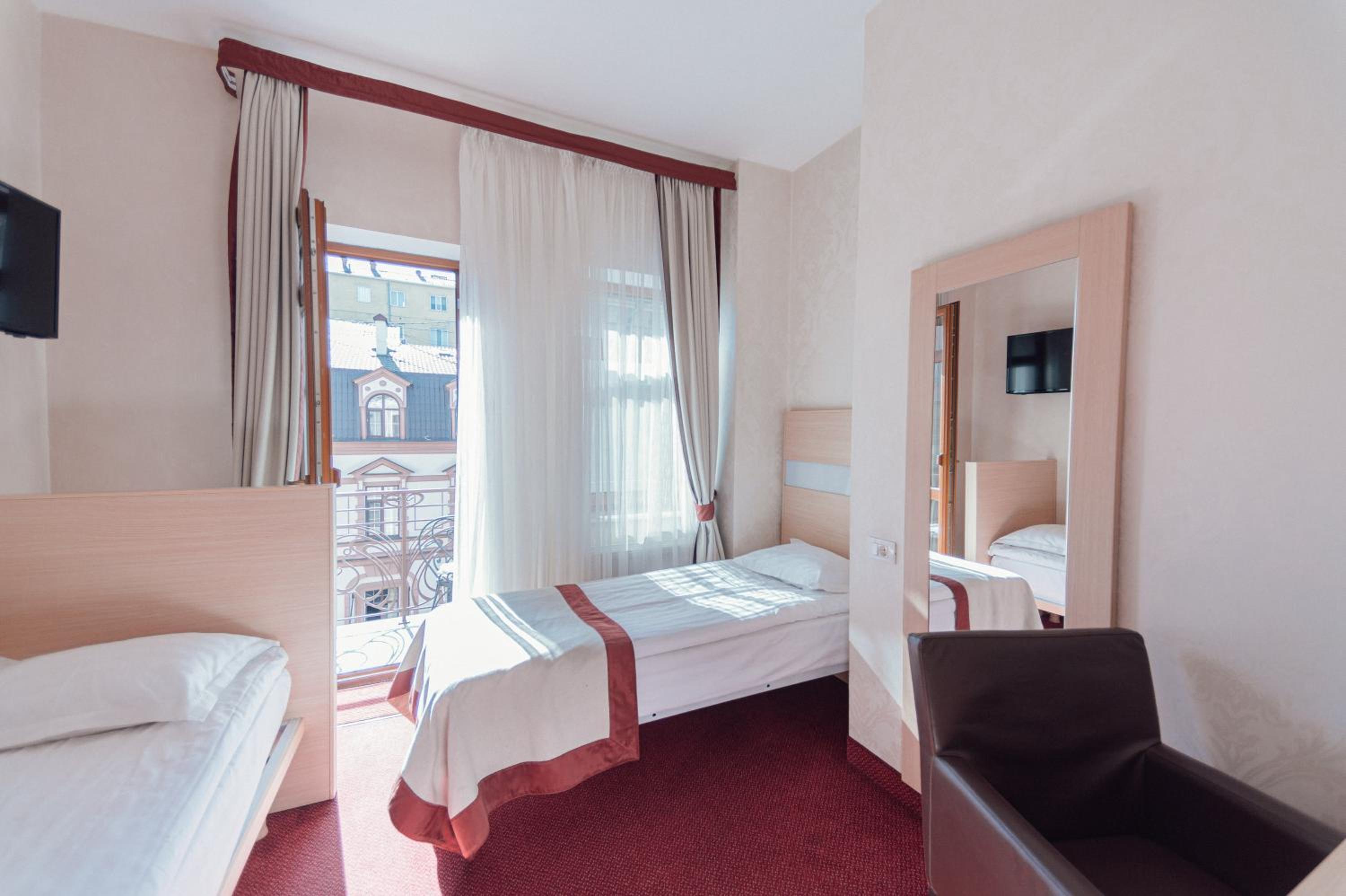 Standard Twin Room photo 1