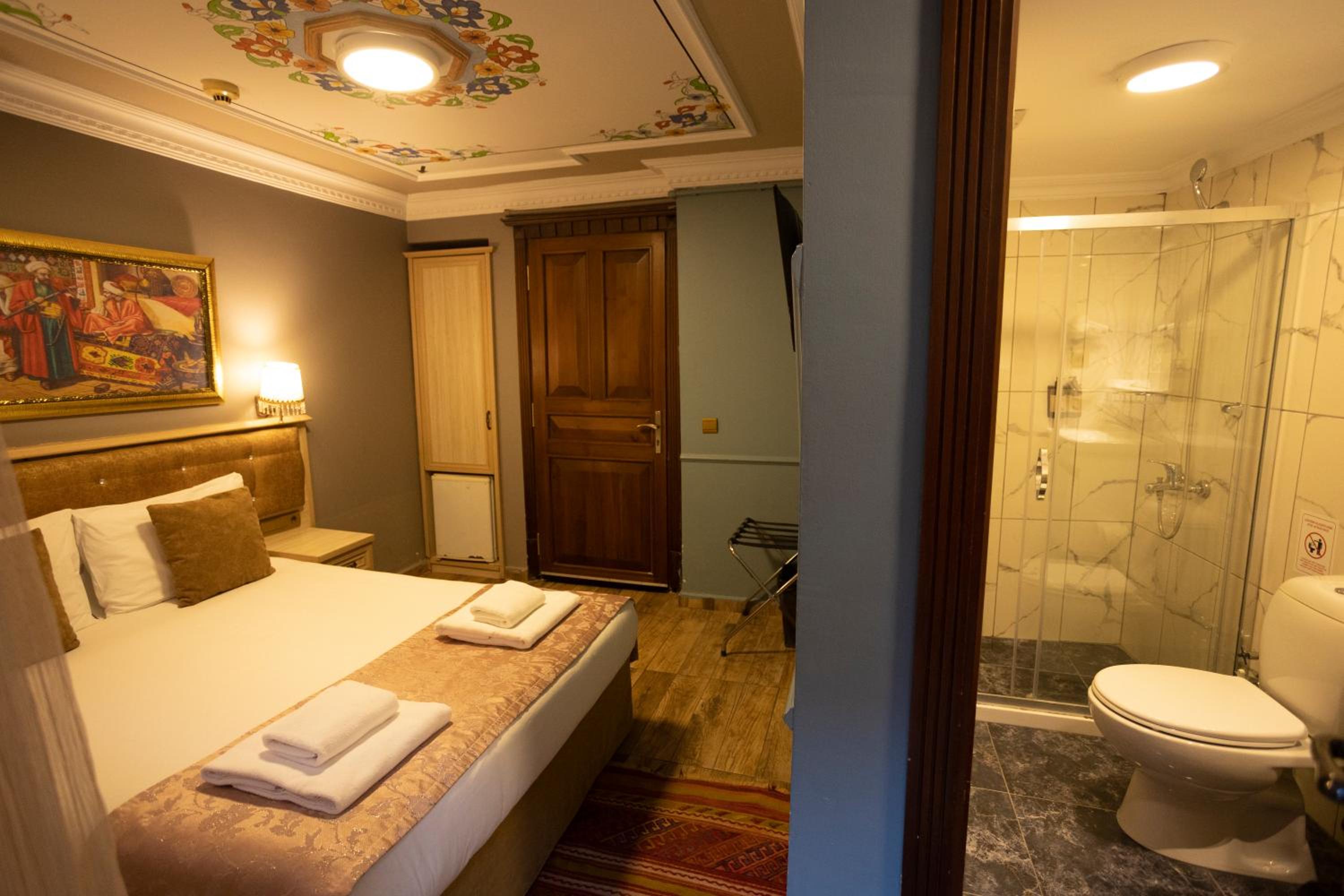 Economy Double or Twin Room - Ground Floor photo 2