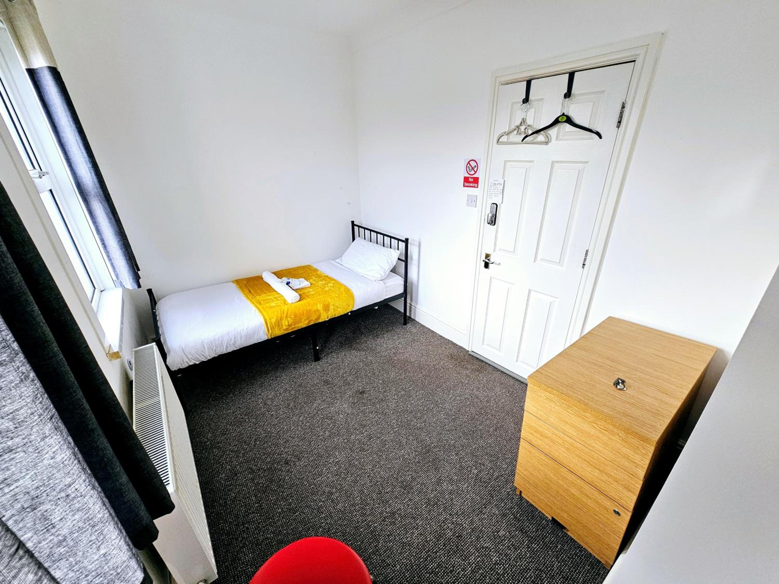 Single Room photo 1