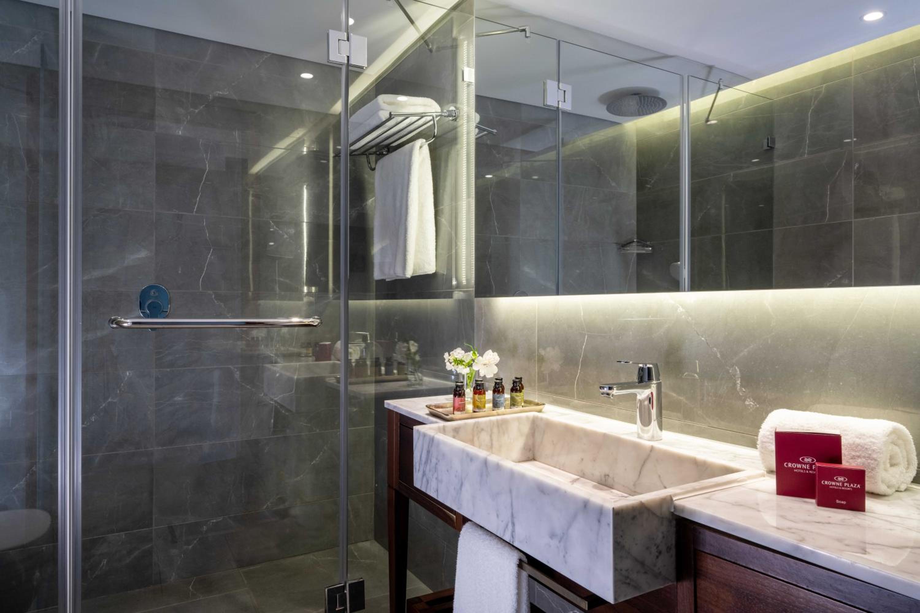 Executive Twin Room - Photo 3