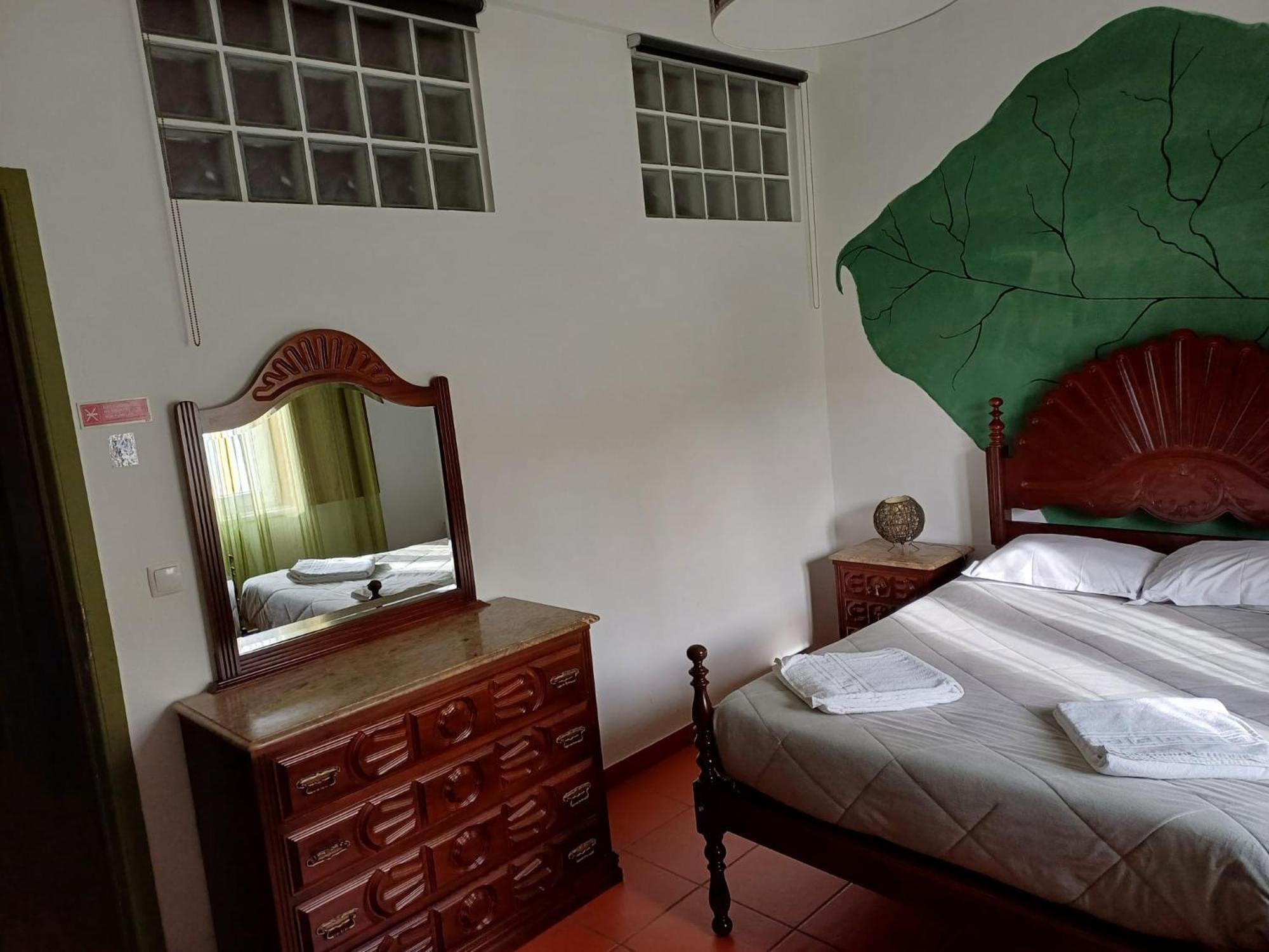 Double Room with Shared Bathroom photo 2
