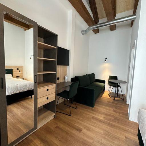 Studio with Sofa Bed
