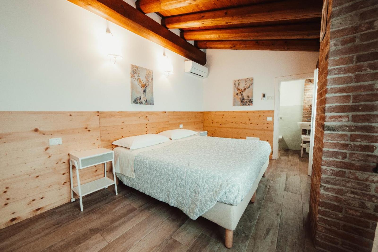 Double or Twin Room - Photo 1