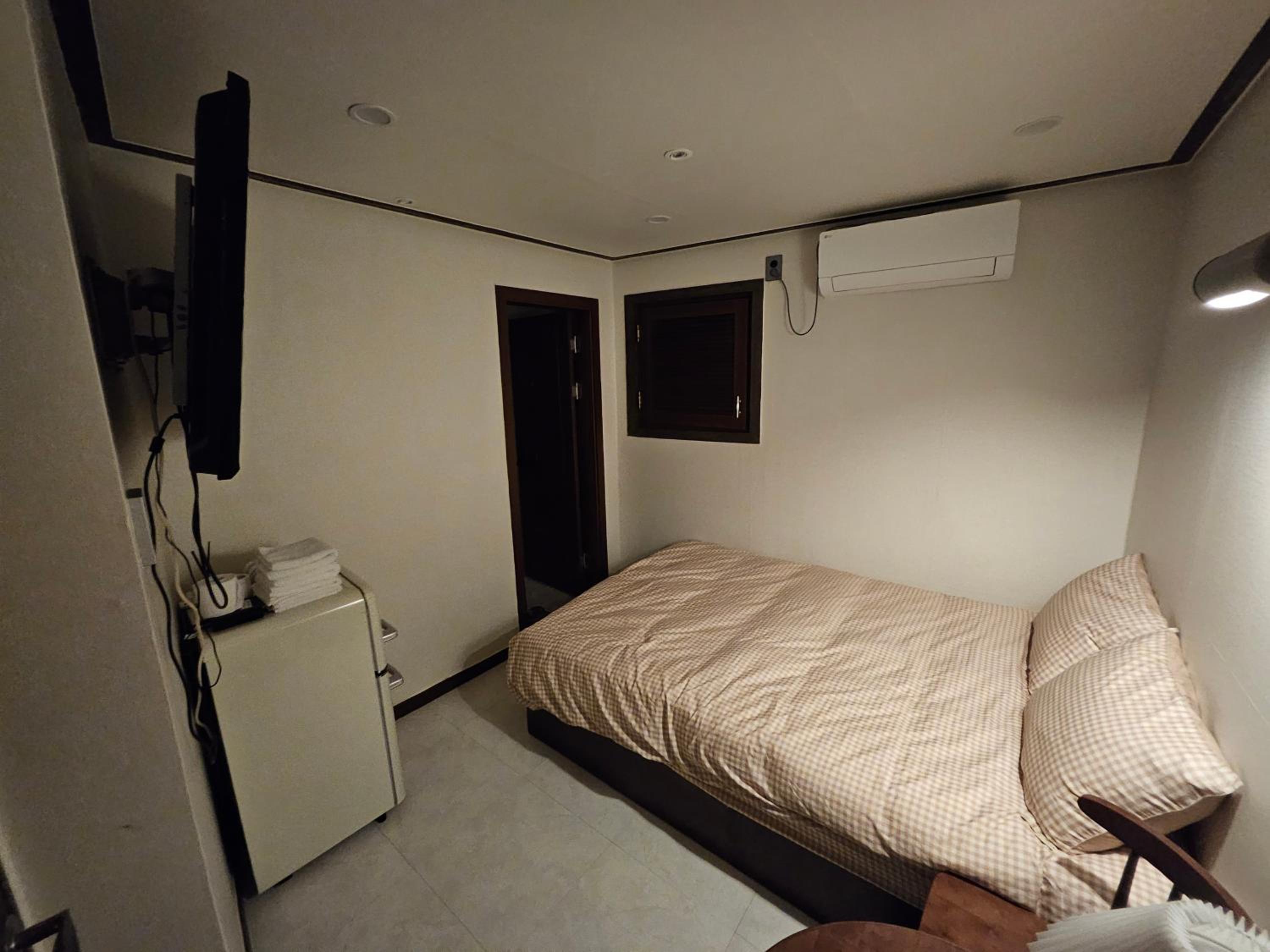Superior Queen Room - Photo 11