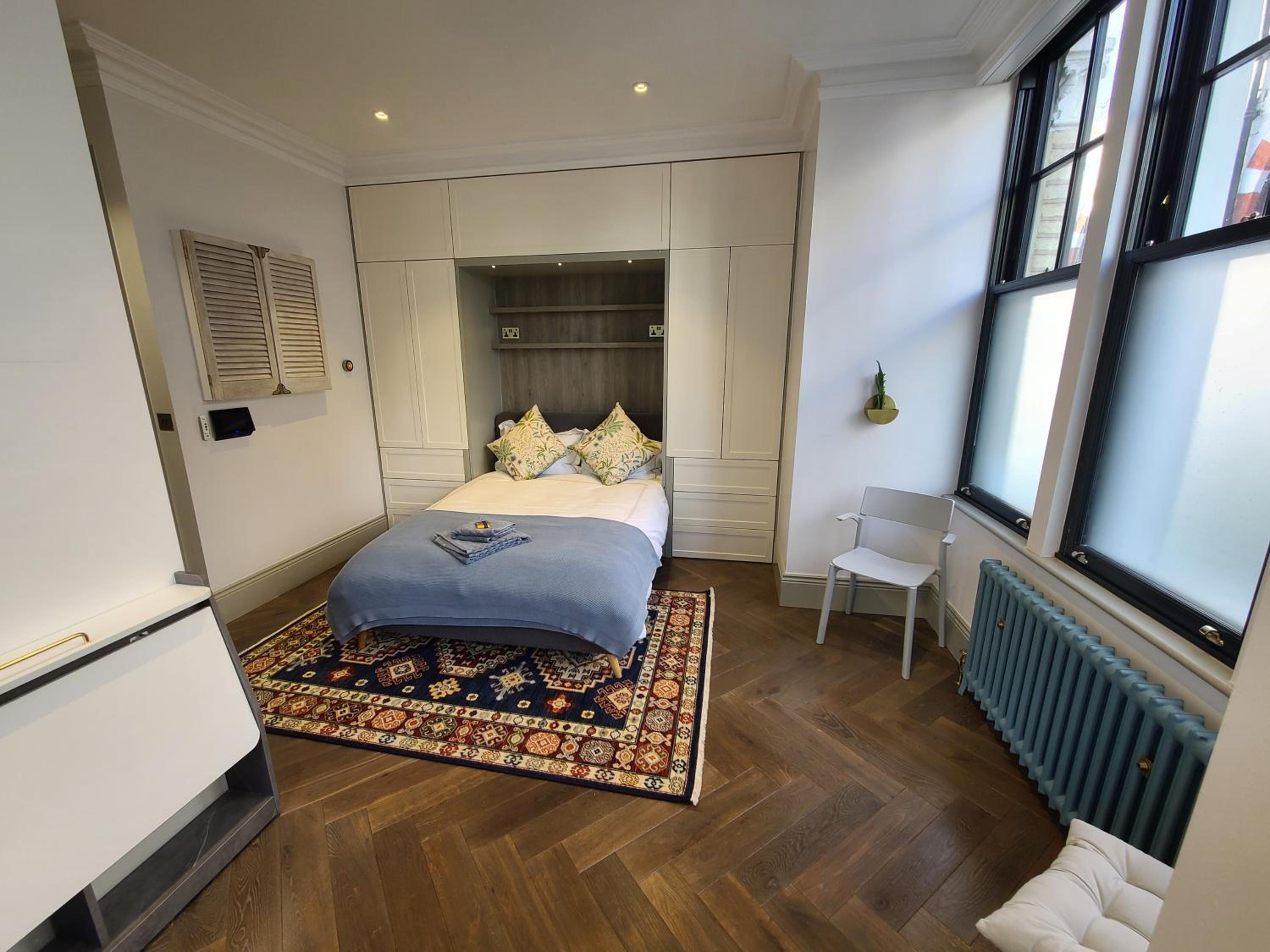 Deluxe Double Room with Shower photo 1