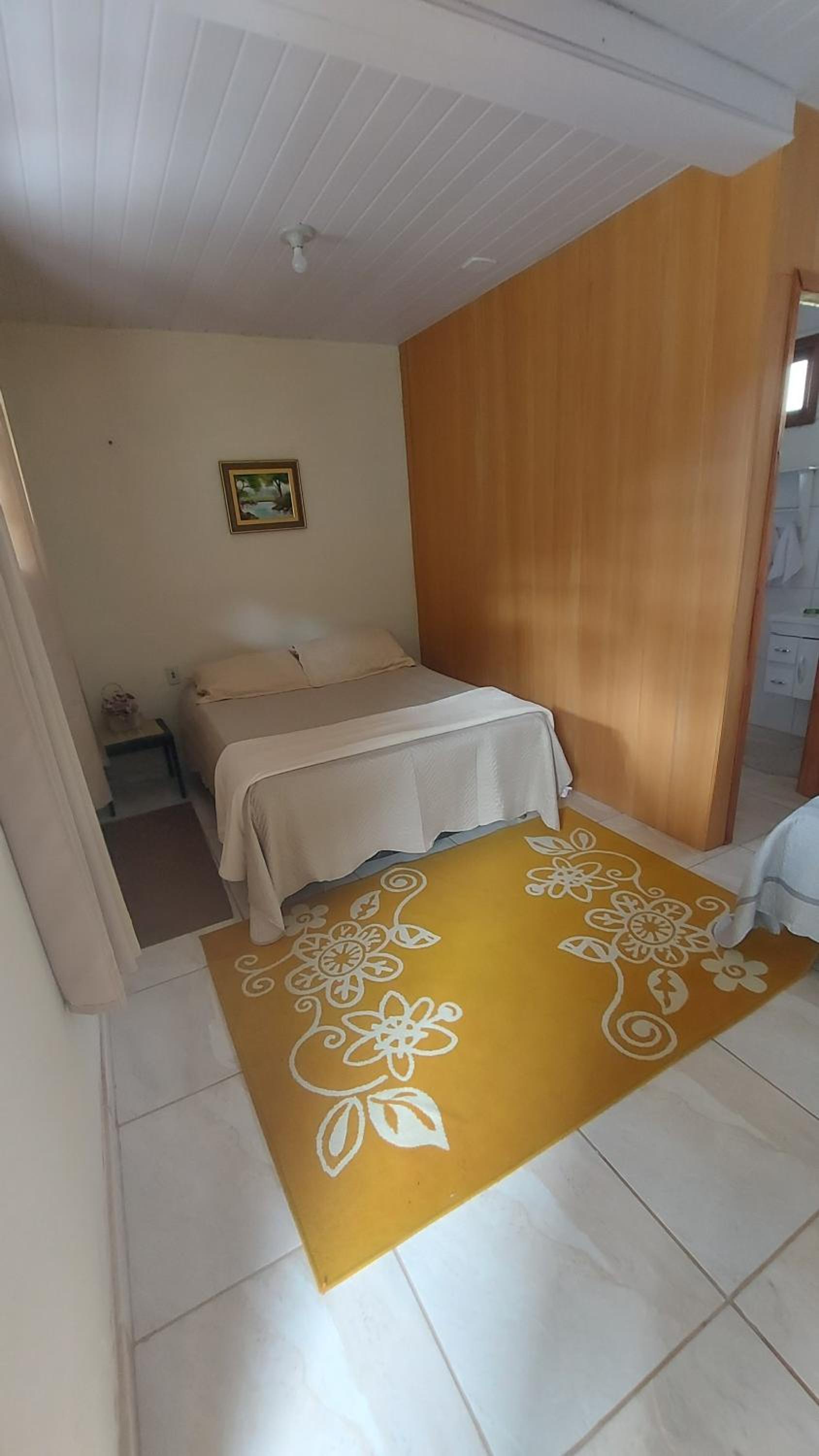 Economy Triple Room