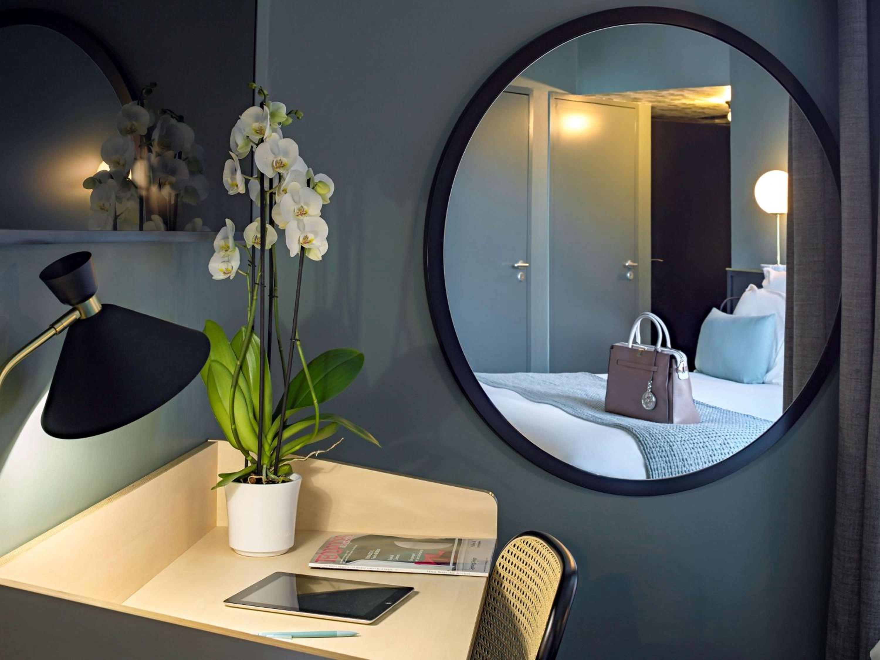 Superior Room with One Double Bed and Sofa Bed - Photo 1