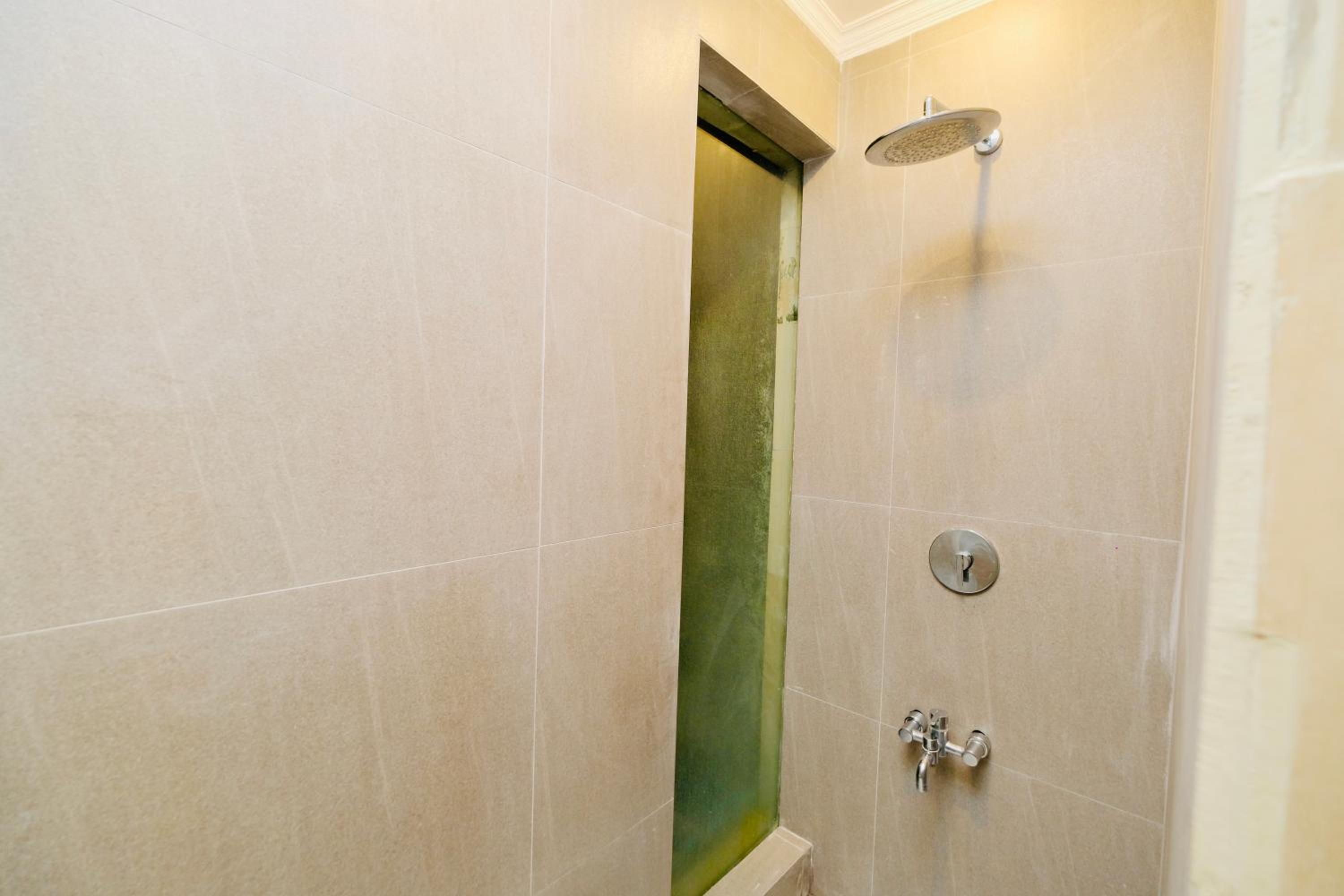 Two-Bedroom Villa - Photo 17
