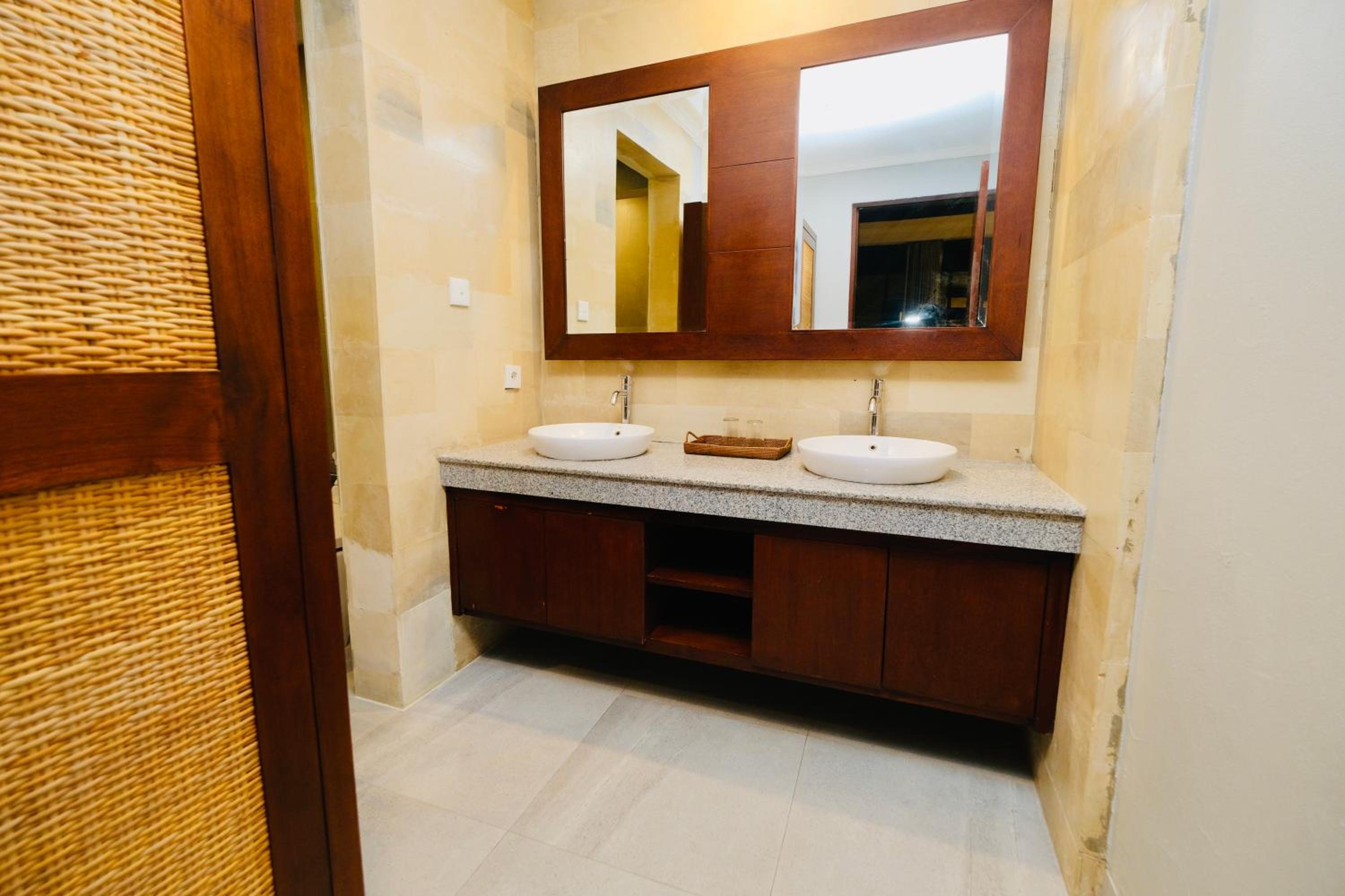 Two-Bedroom Villa - Photo 14