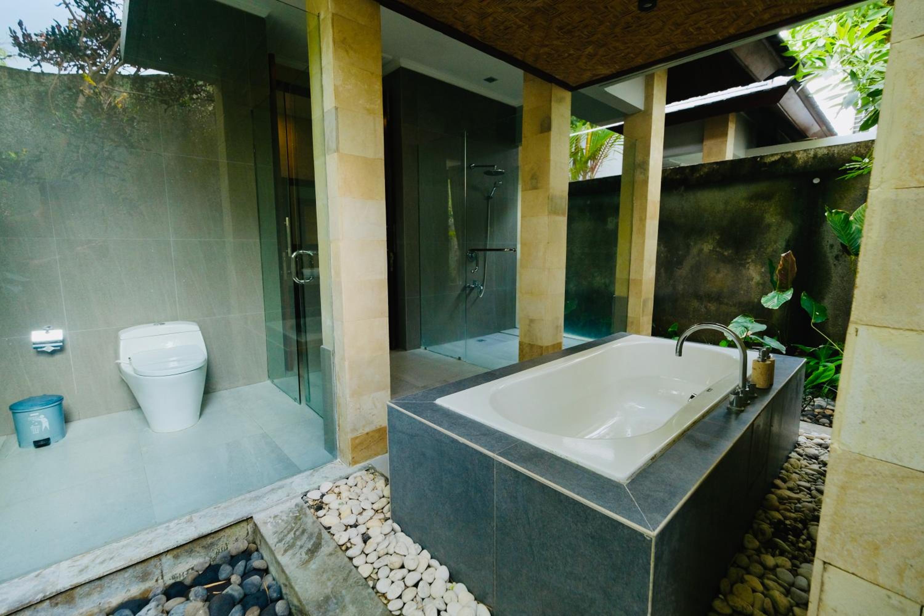 One-Bedroom Villa - Photo 2