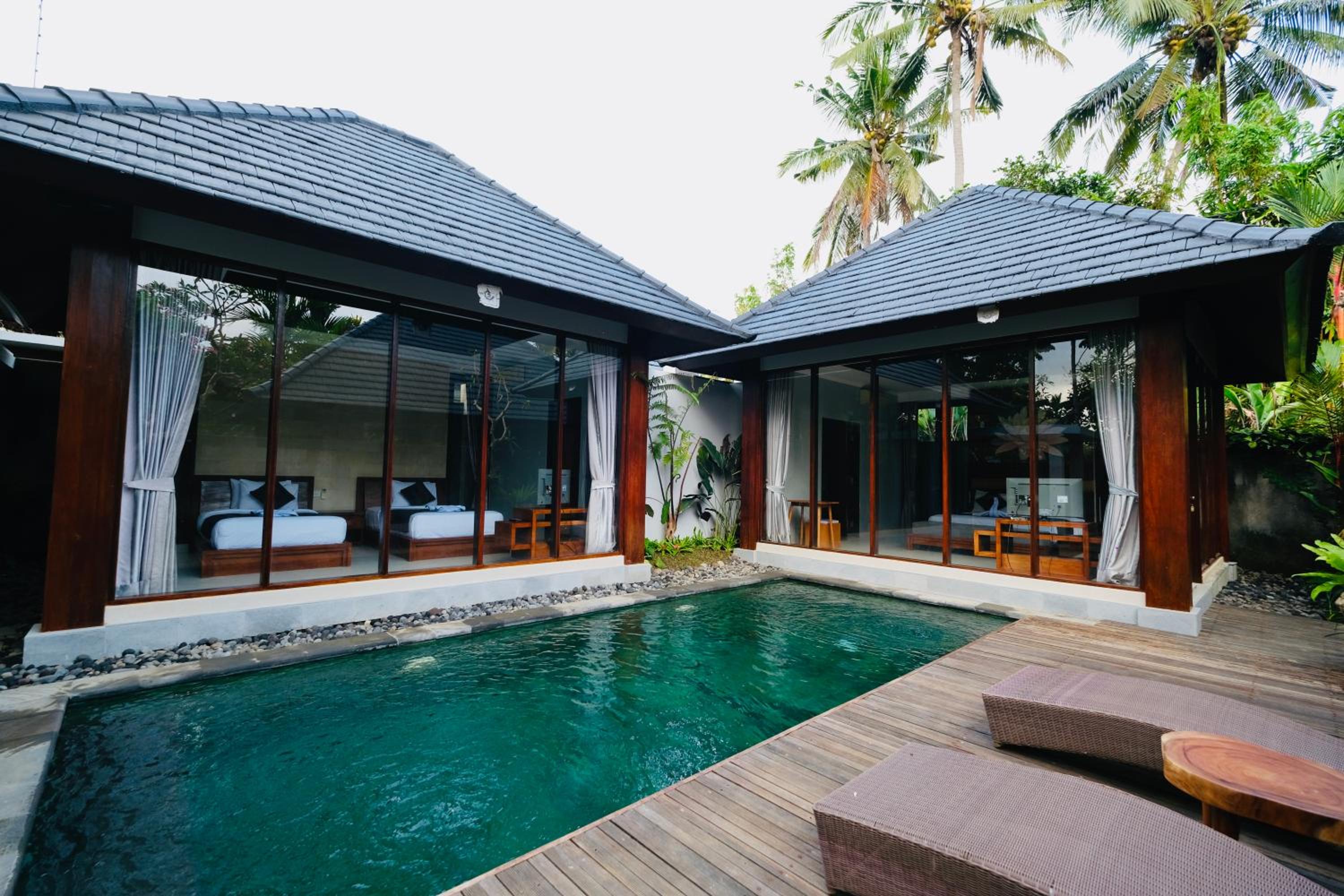 Two-Bedroom Villa - Photo 3