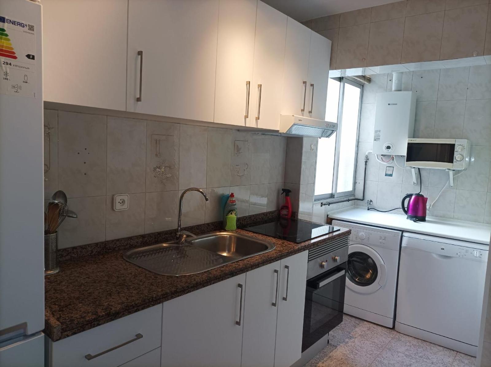 Two-Bedroom Apartment - Photo 21