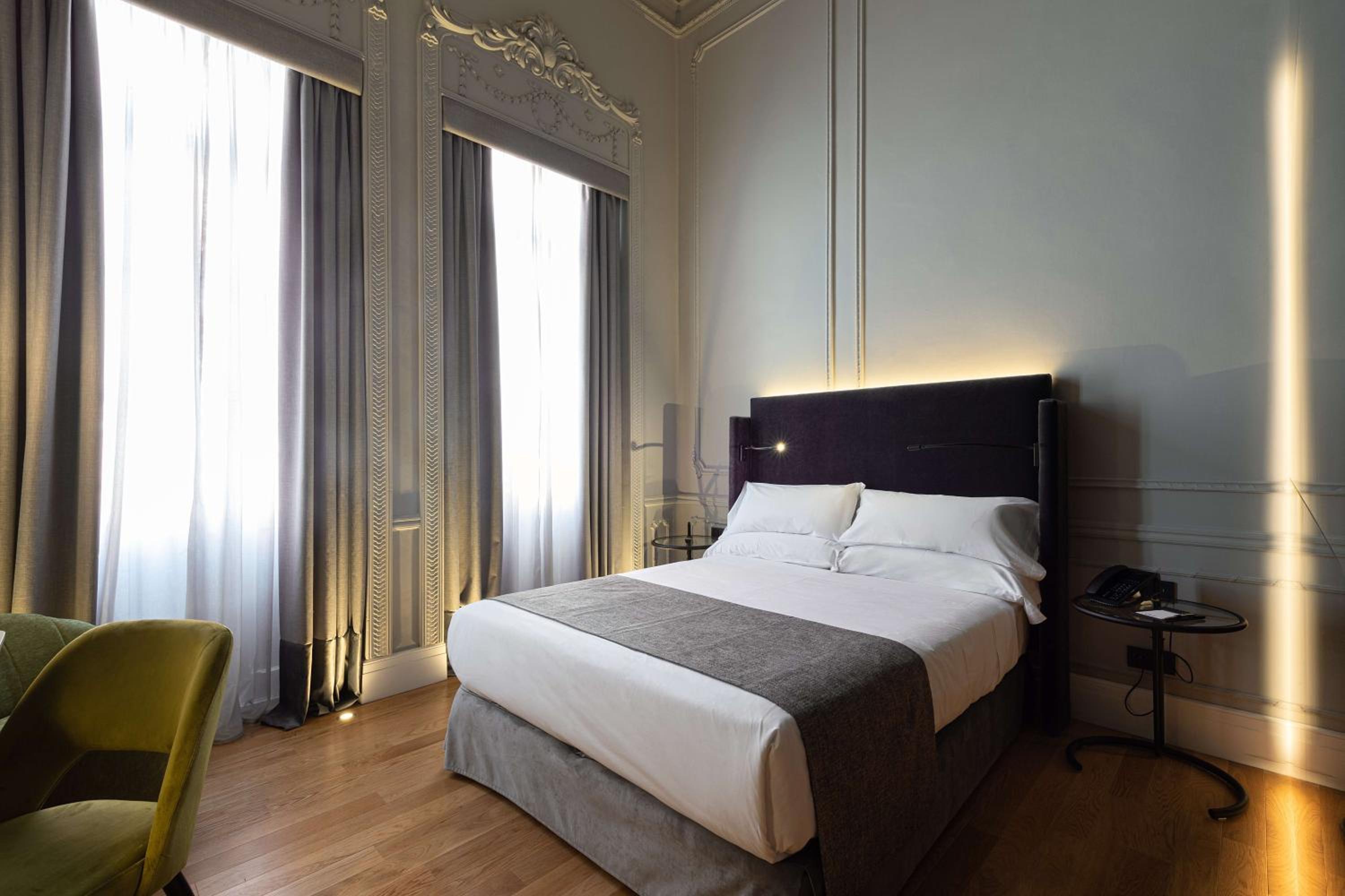 Classic Room - Photo 7