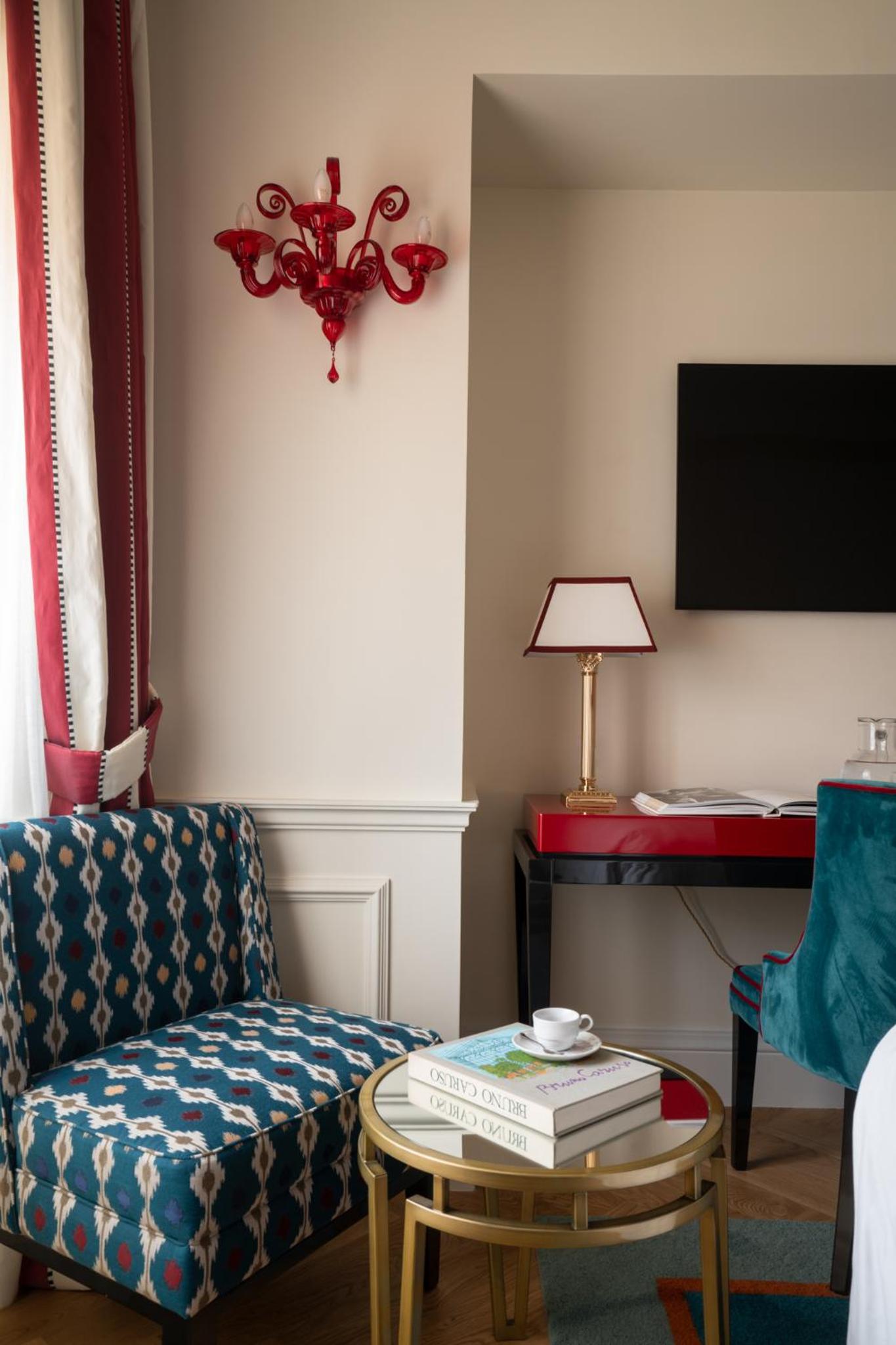 Deluxe Double or Twin Room