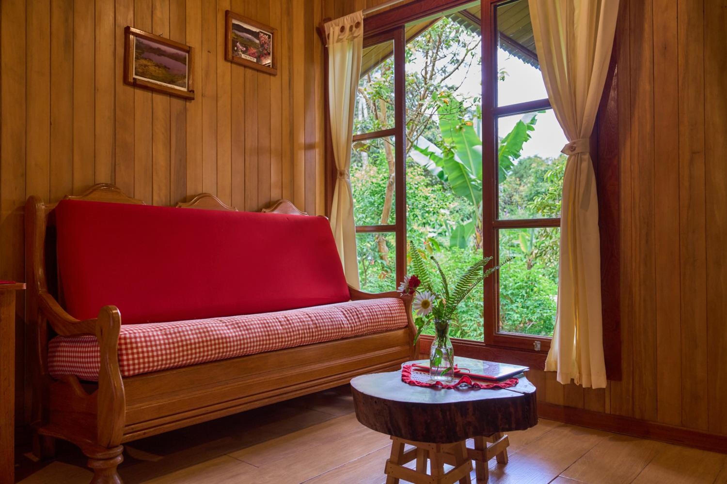 Bungalow with Garden View