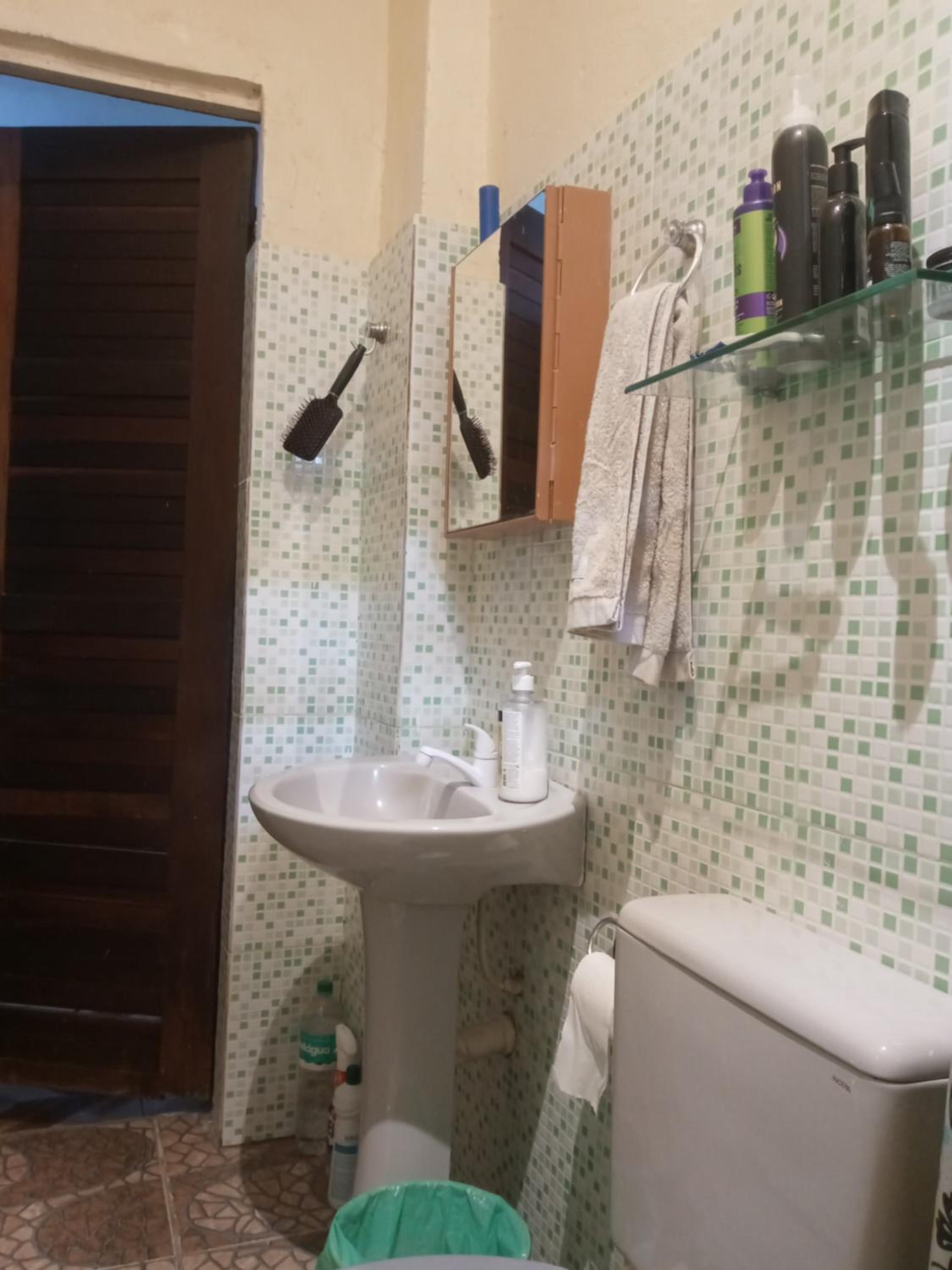 Basic Triple Room photo 3