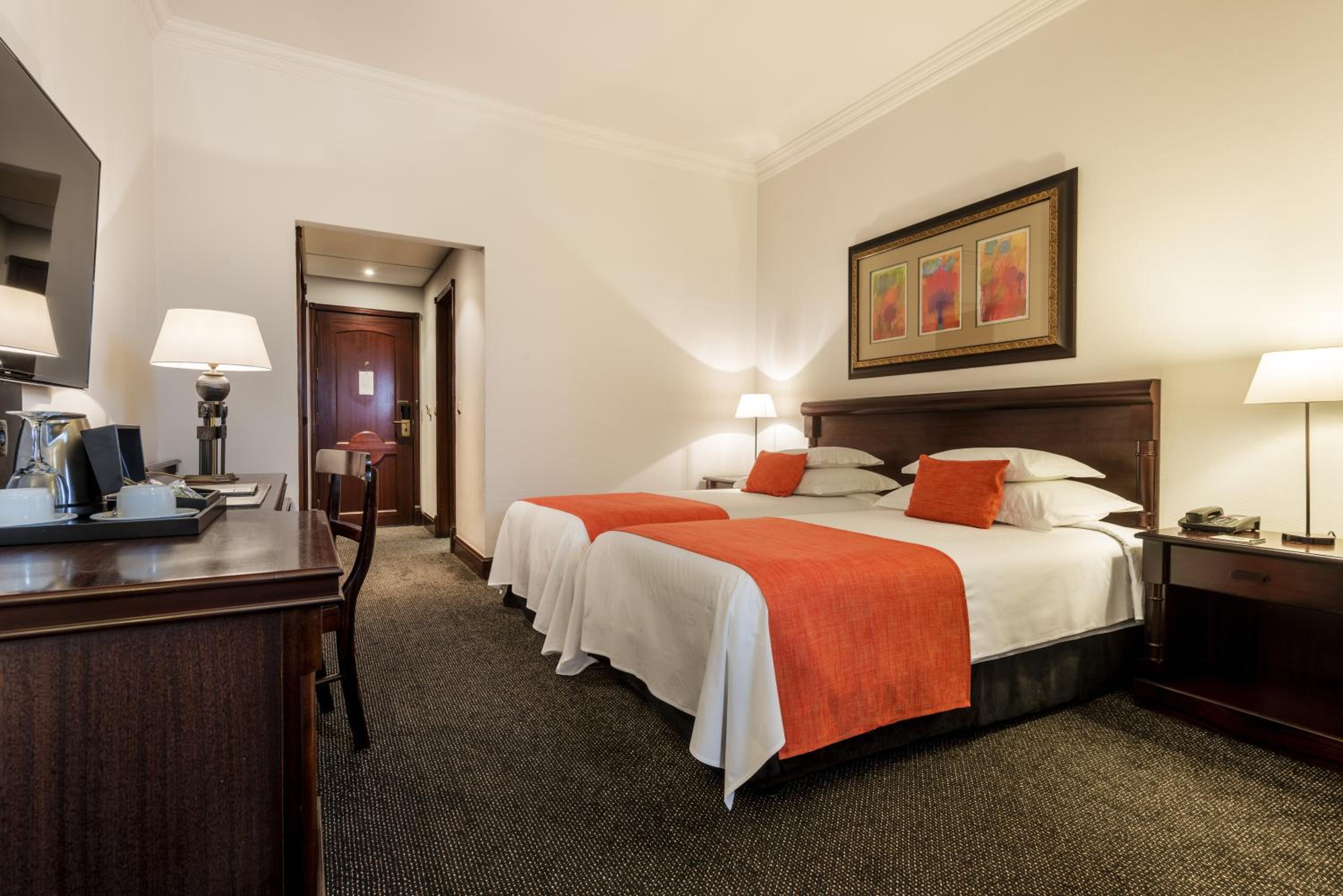 Standard Twin Room photo 3