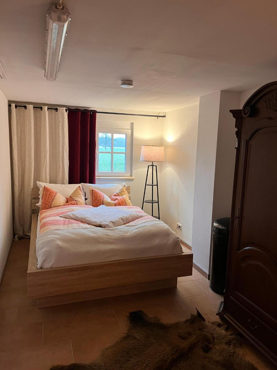 Budget Double Room - Photo 2