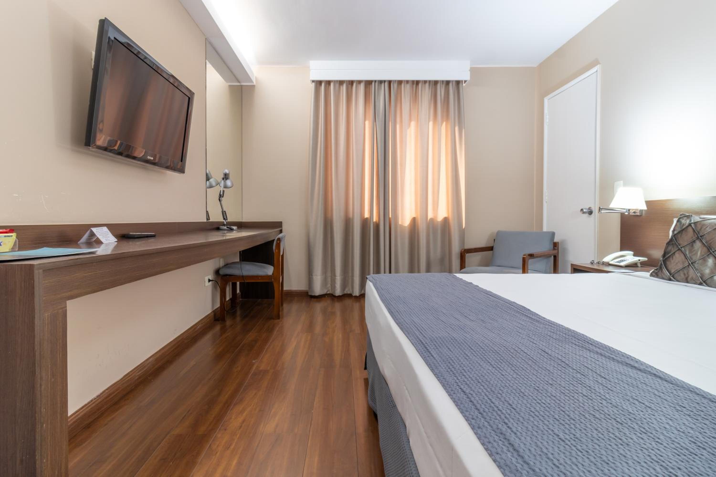 Standard Double Room - Photo 3