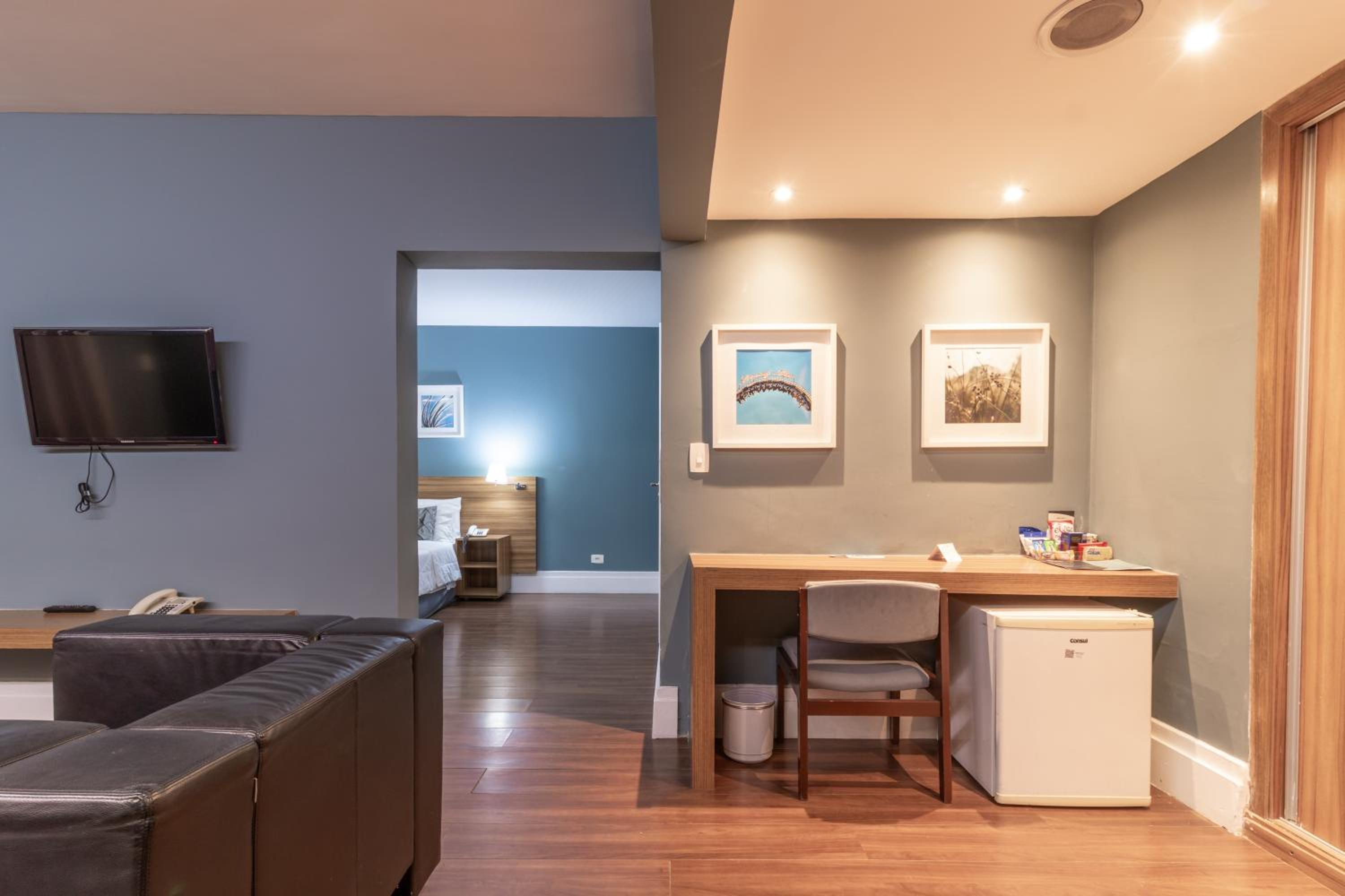 Superior Suite - Photo 2