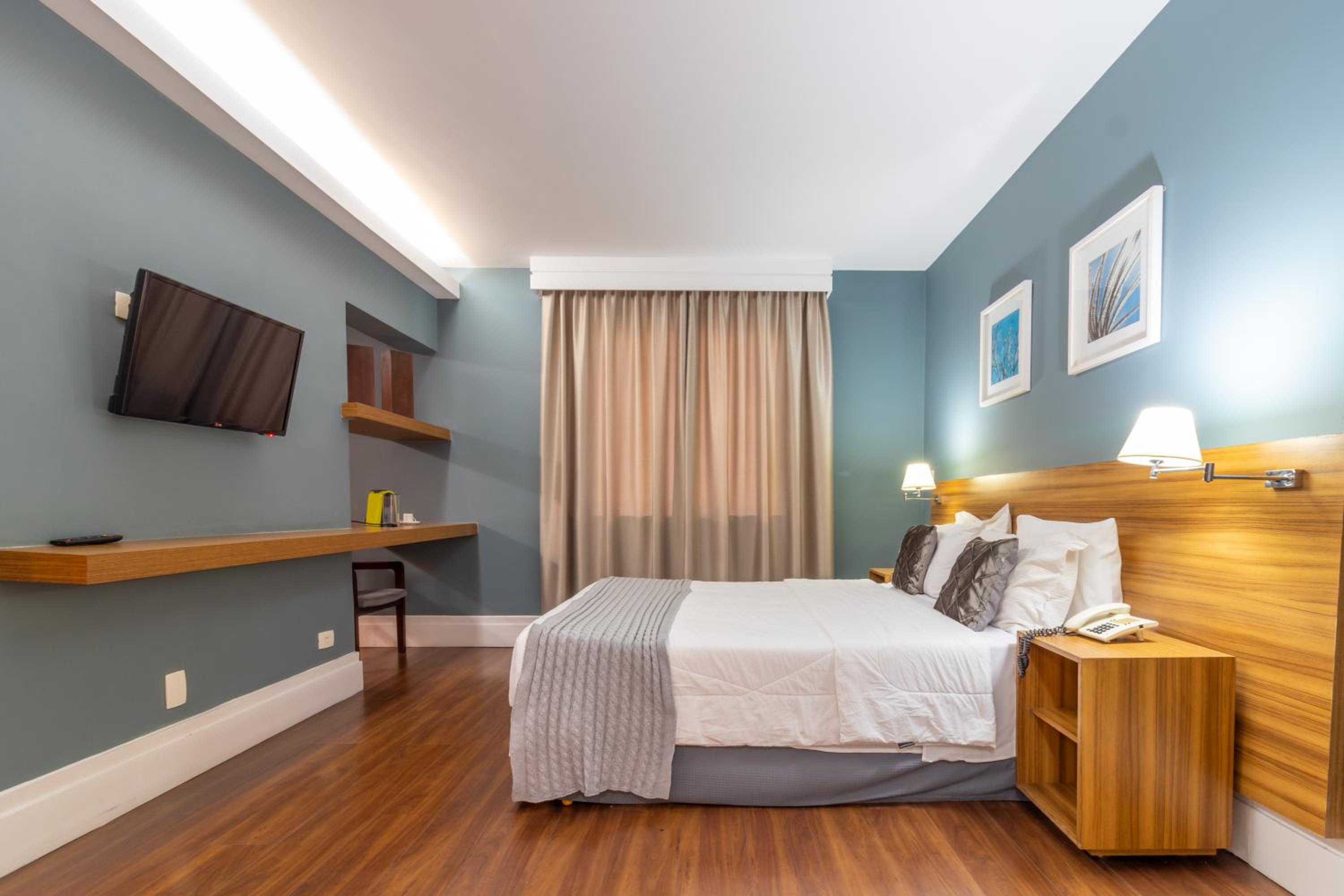 Superior Suite - Photo 1