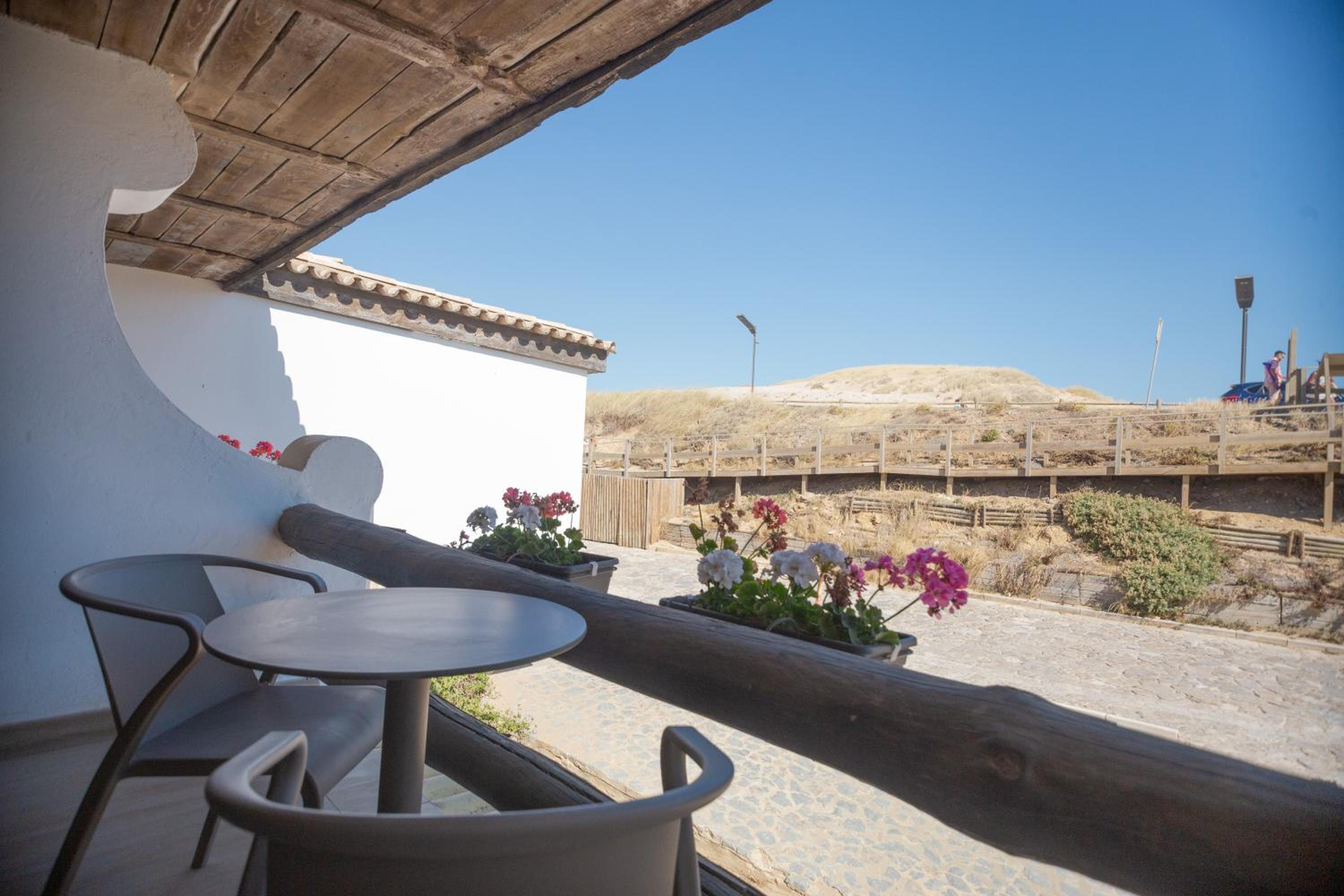 Guincho Room with Dune View - Photo 3