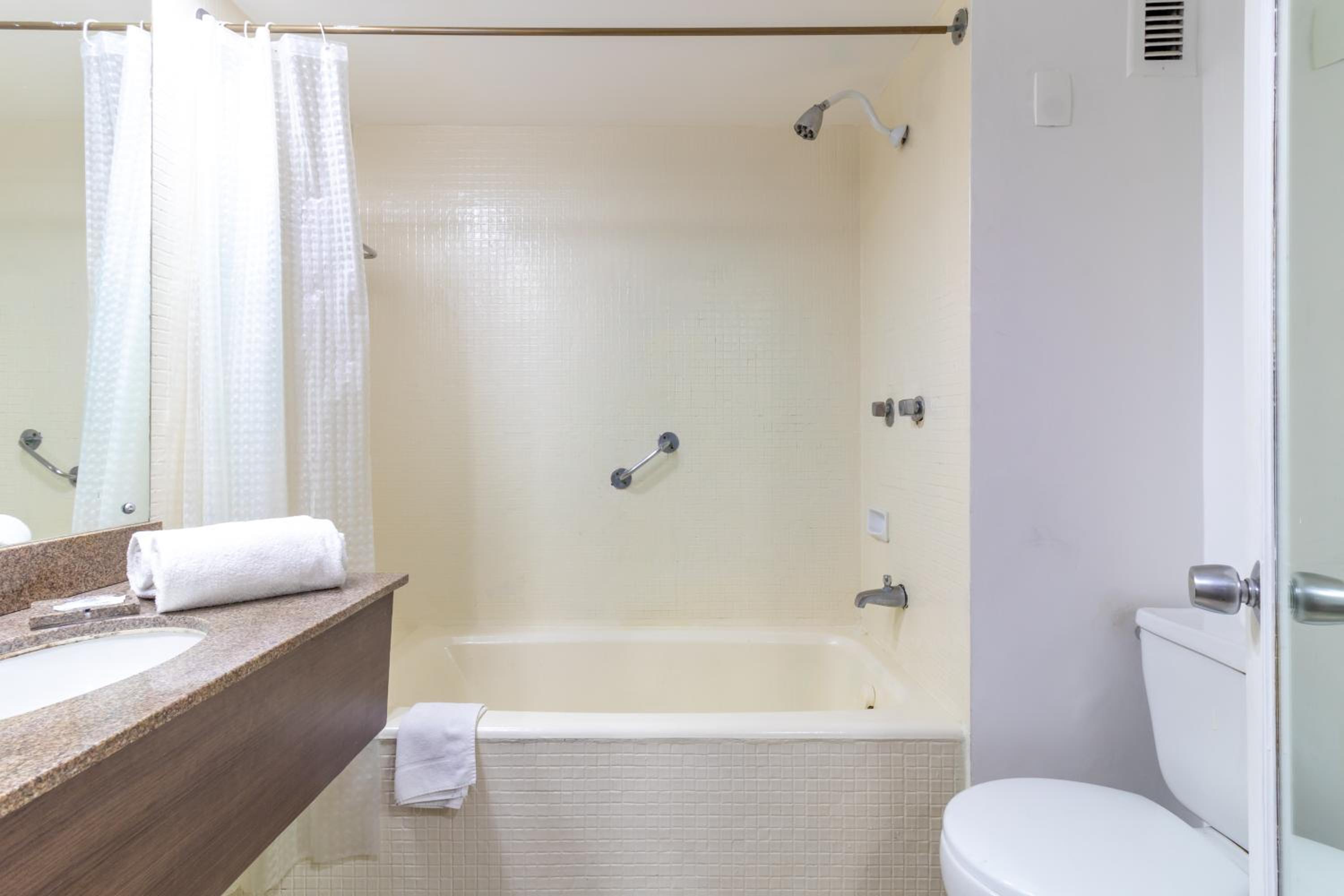 Standard Double Room - Photo 7