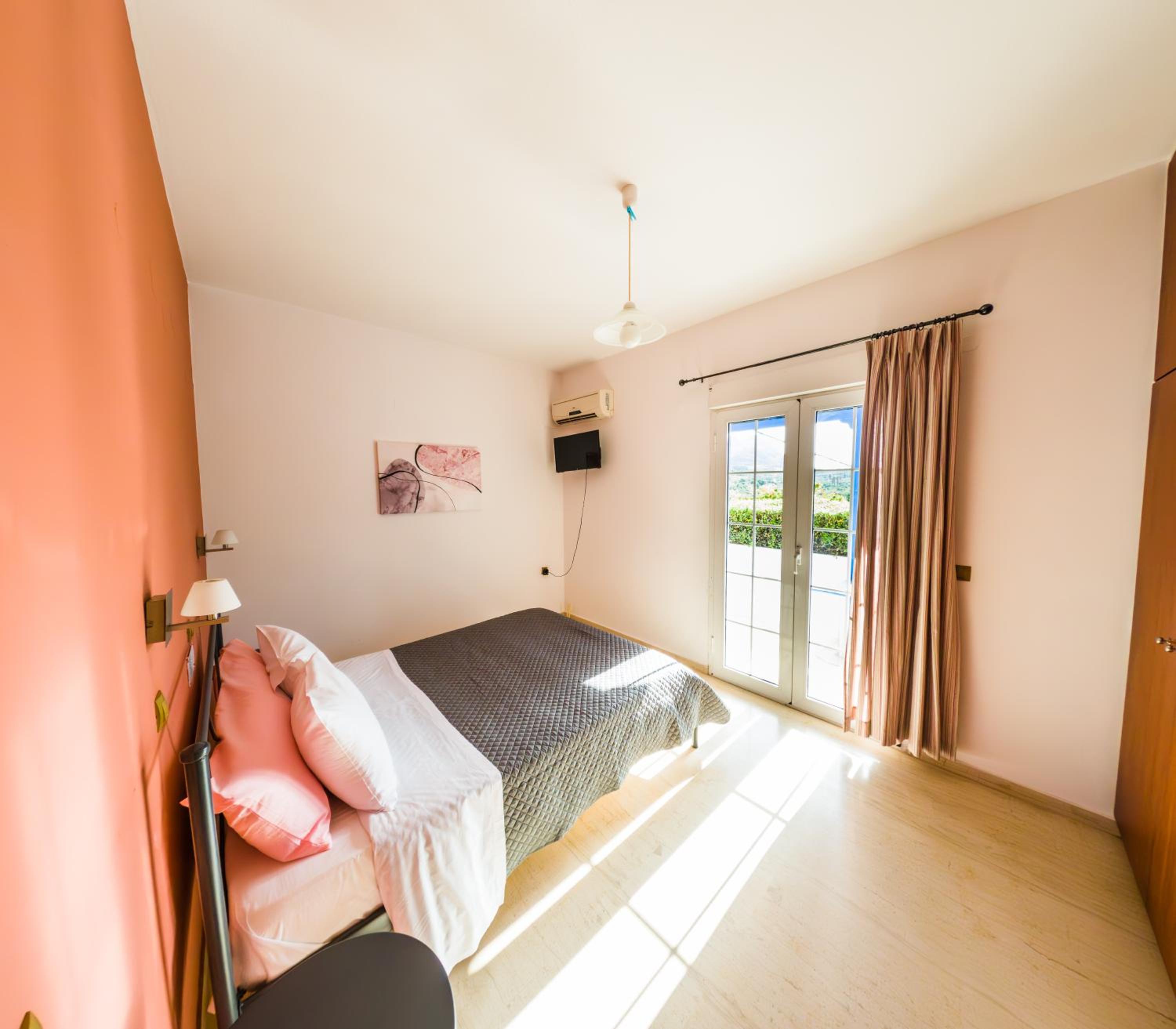 Quarto Triplo Standard