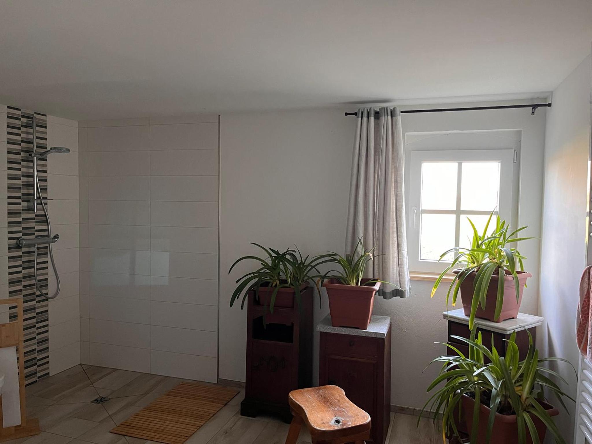 Budget Double Room - Photo 4