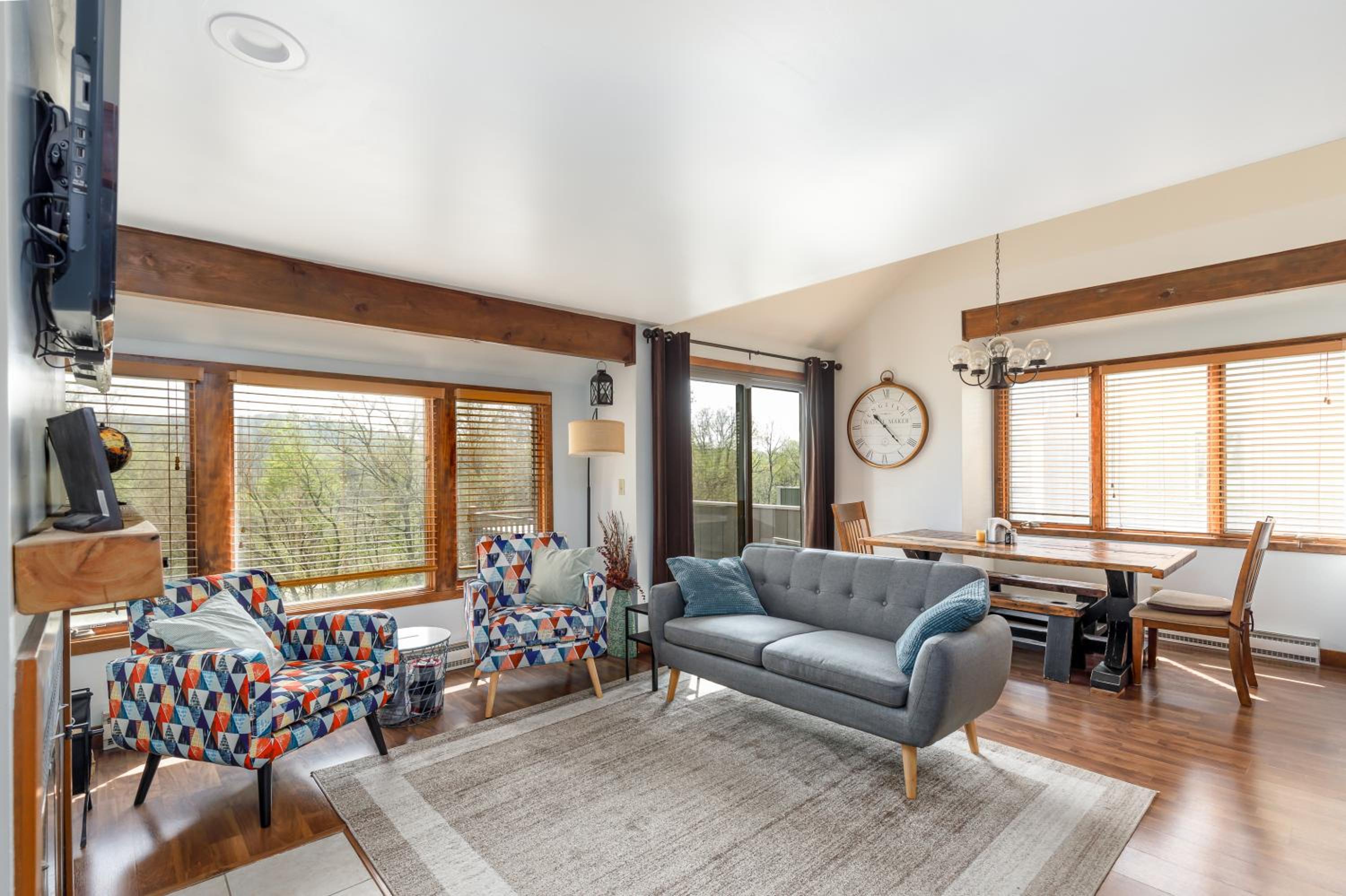 Three-Bedroom House photo 1