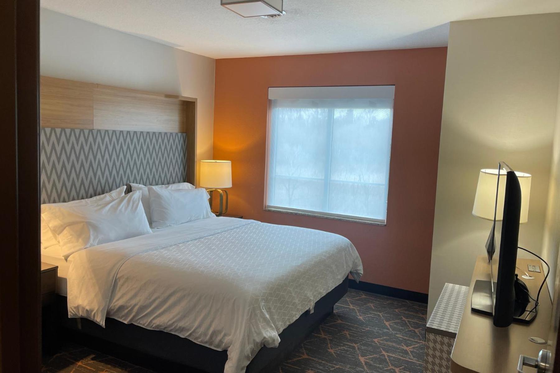 Standard King Room - Photo 1