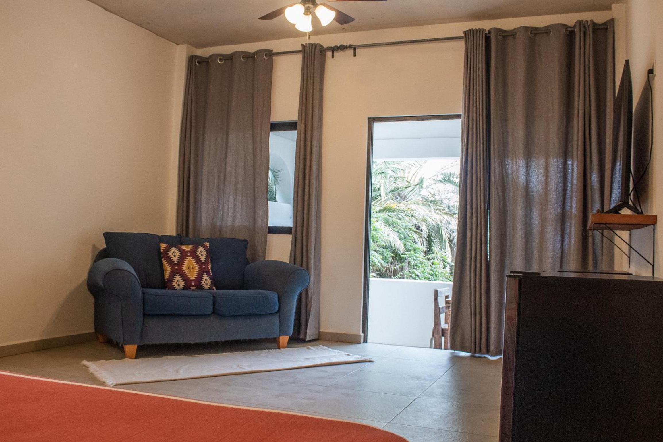 King Suite with Ocean View photo 2