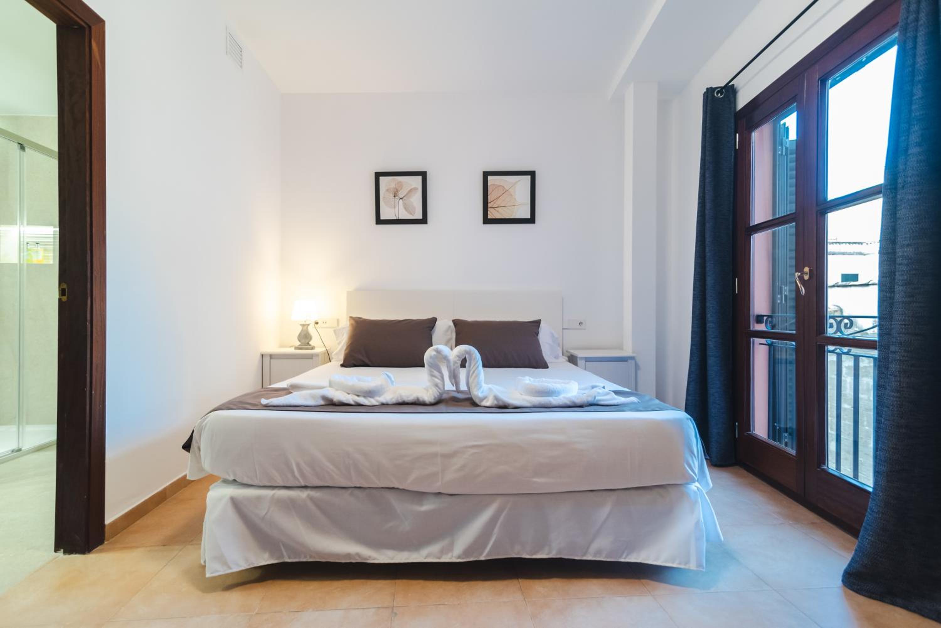 Deluxe Apartment photo 2
