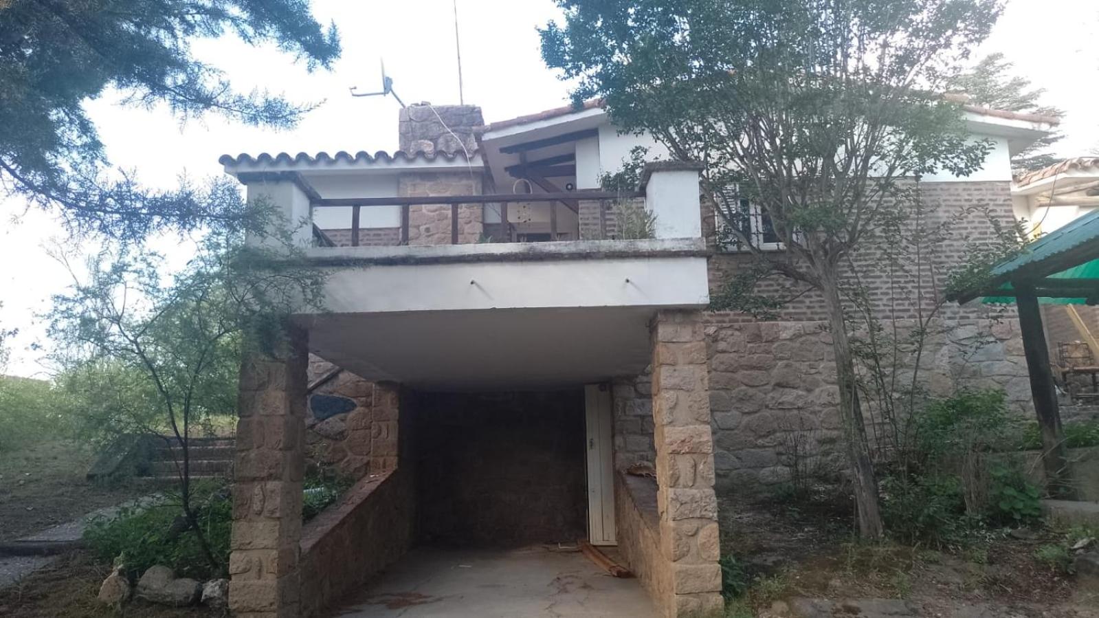 Two-Bedroom House photo 2