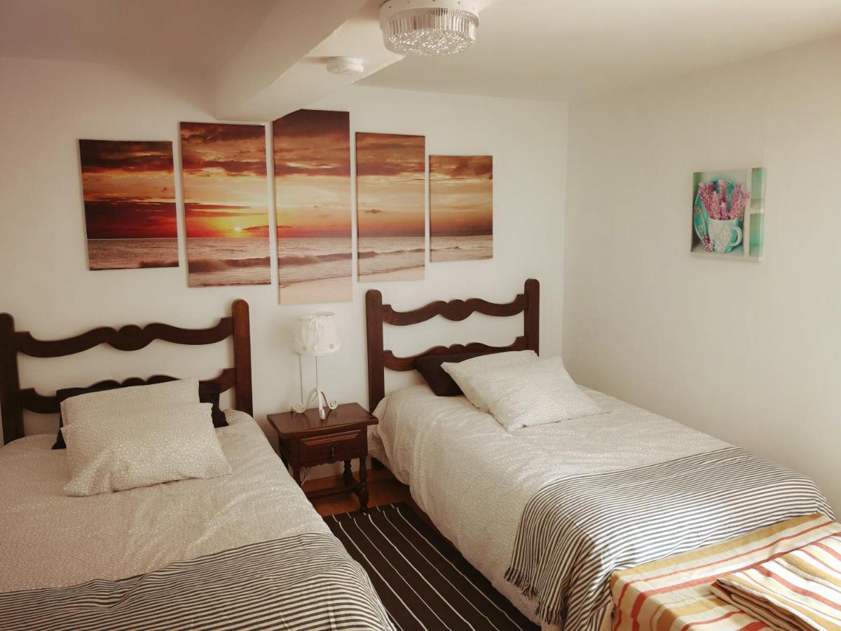 Twin Room with Garden View with Shared Bathroom photo 1