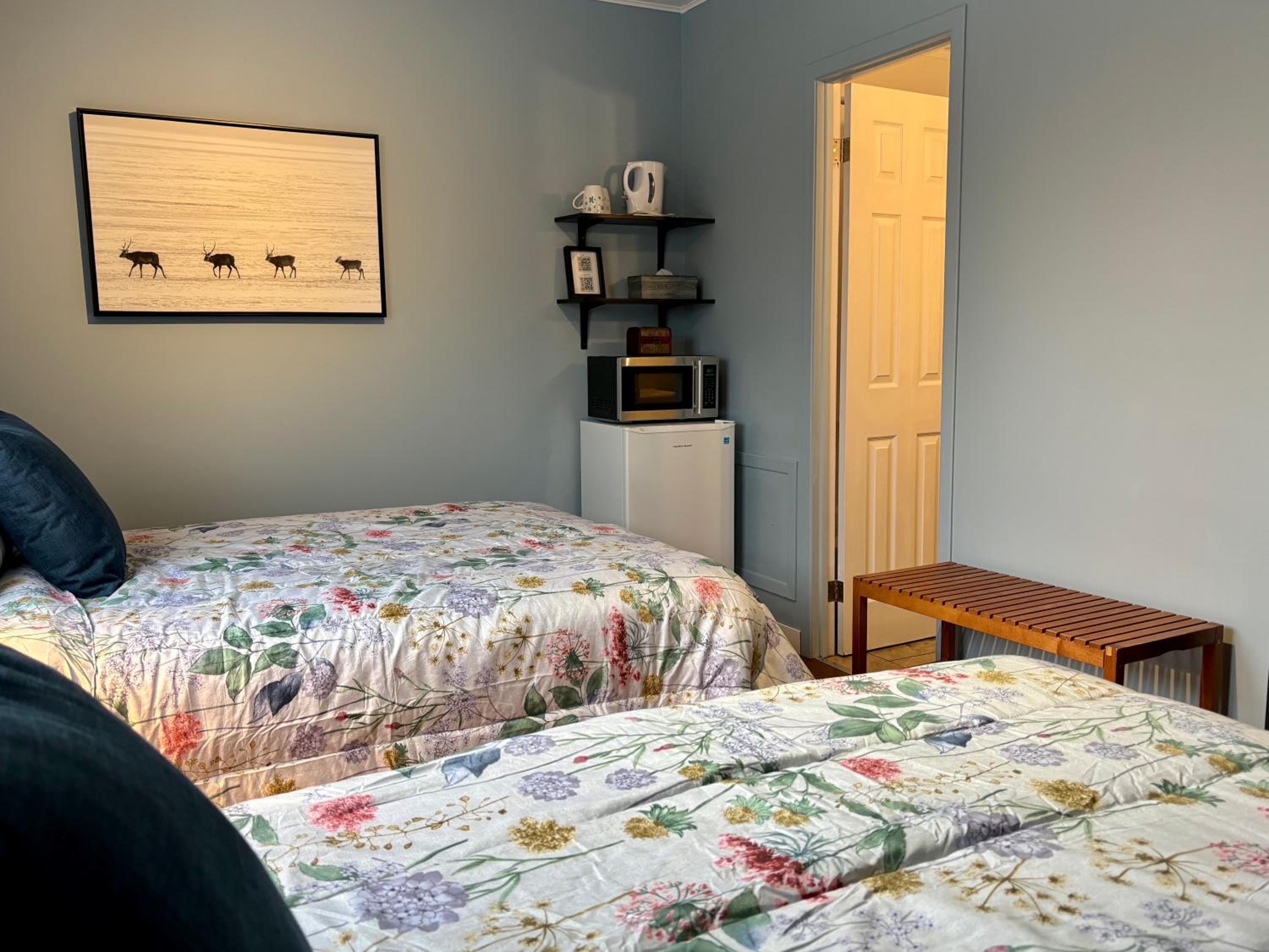 Small Double Room with Two Double Beds photo 3