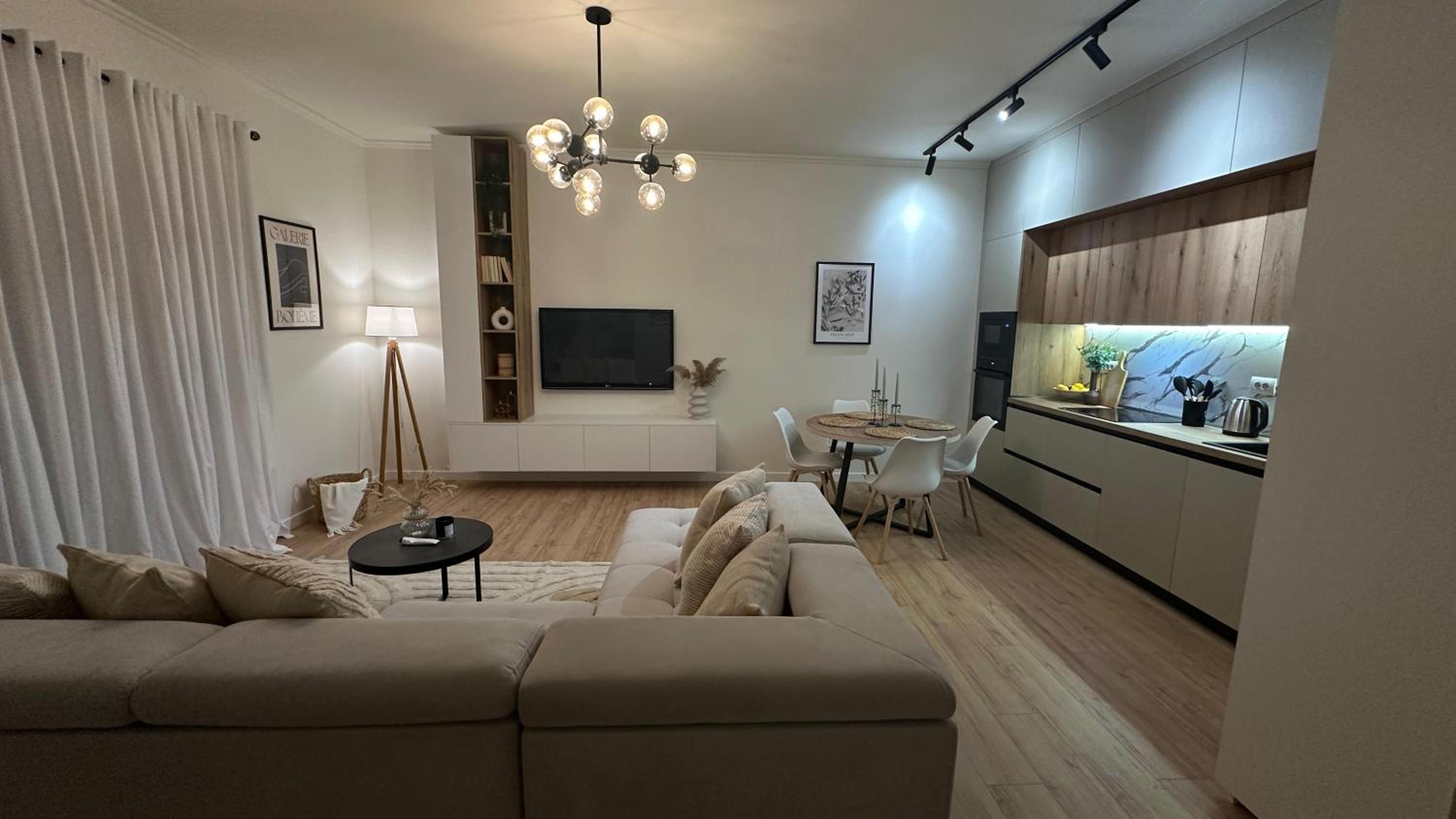 One-Bedroom Apartment