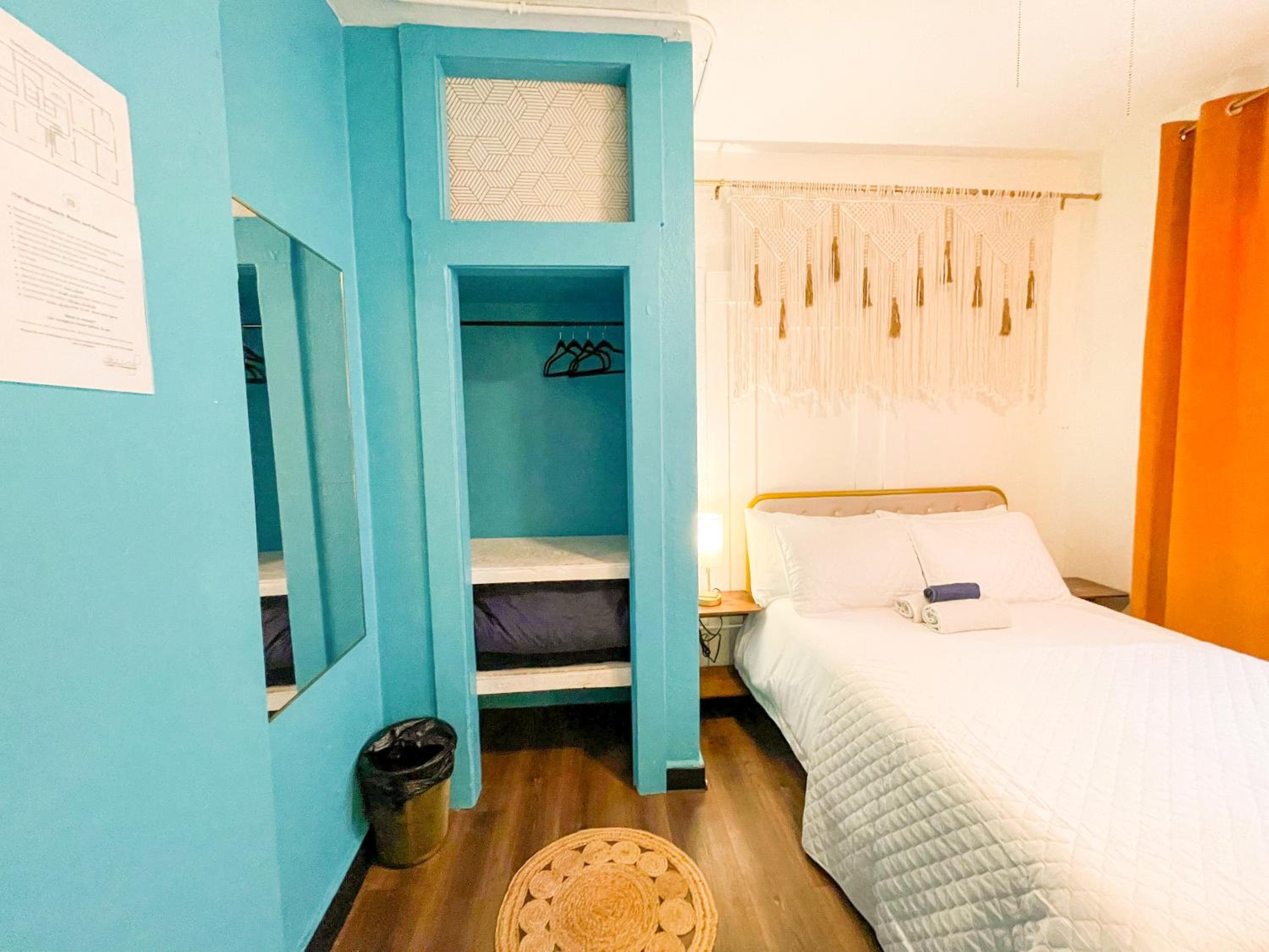Budget Double Room - Photo 3