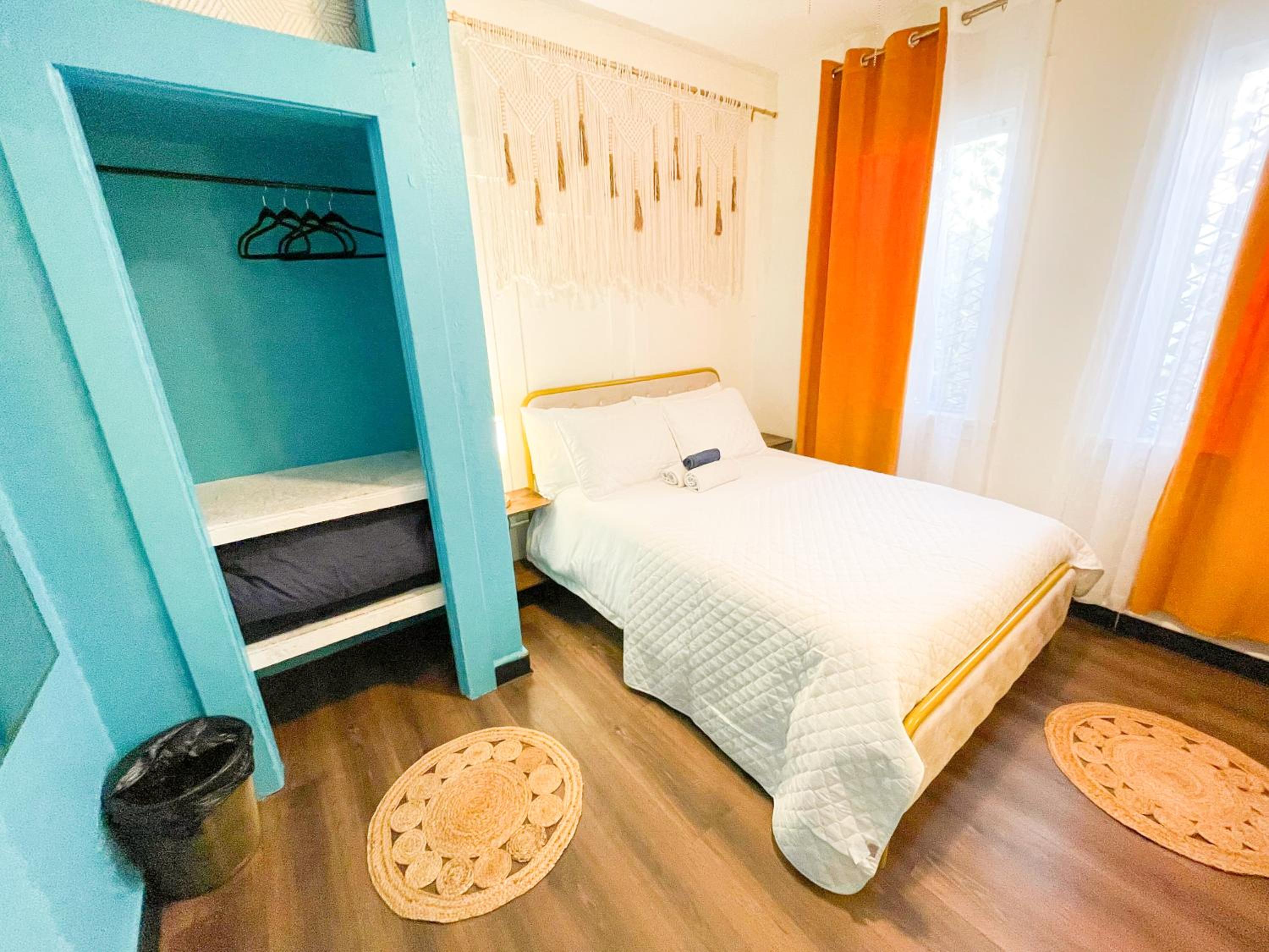 Budget Double Room - Photo 1