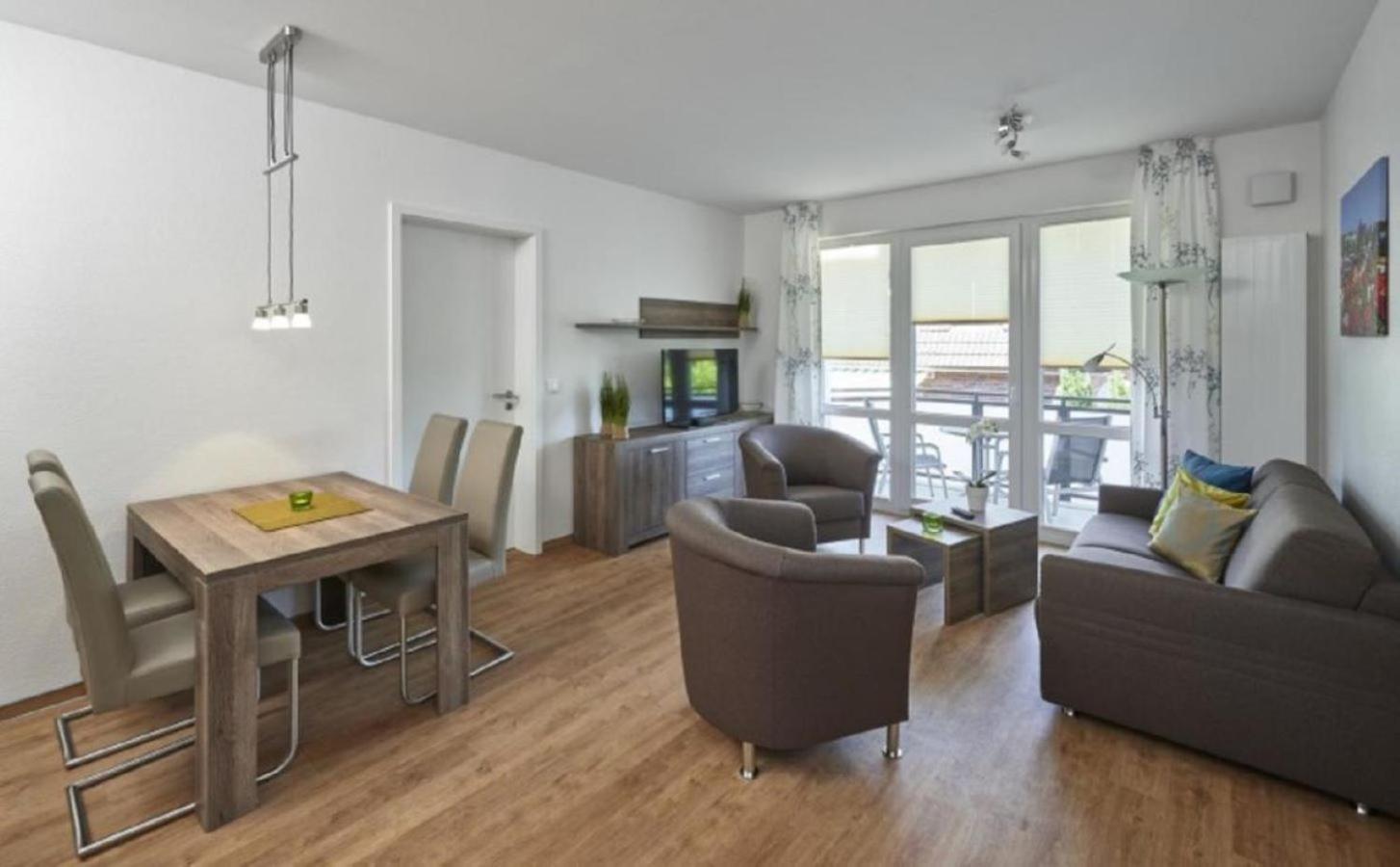 Apartment photo 2