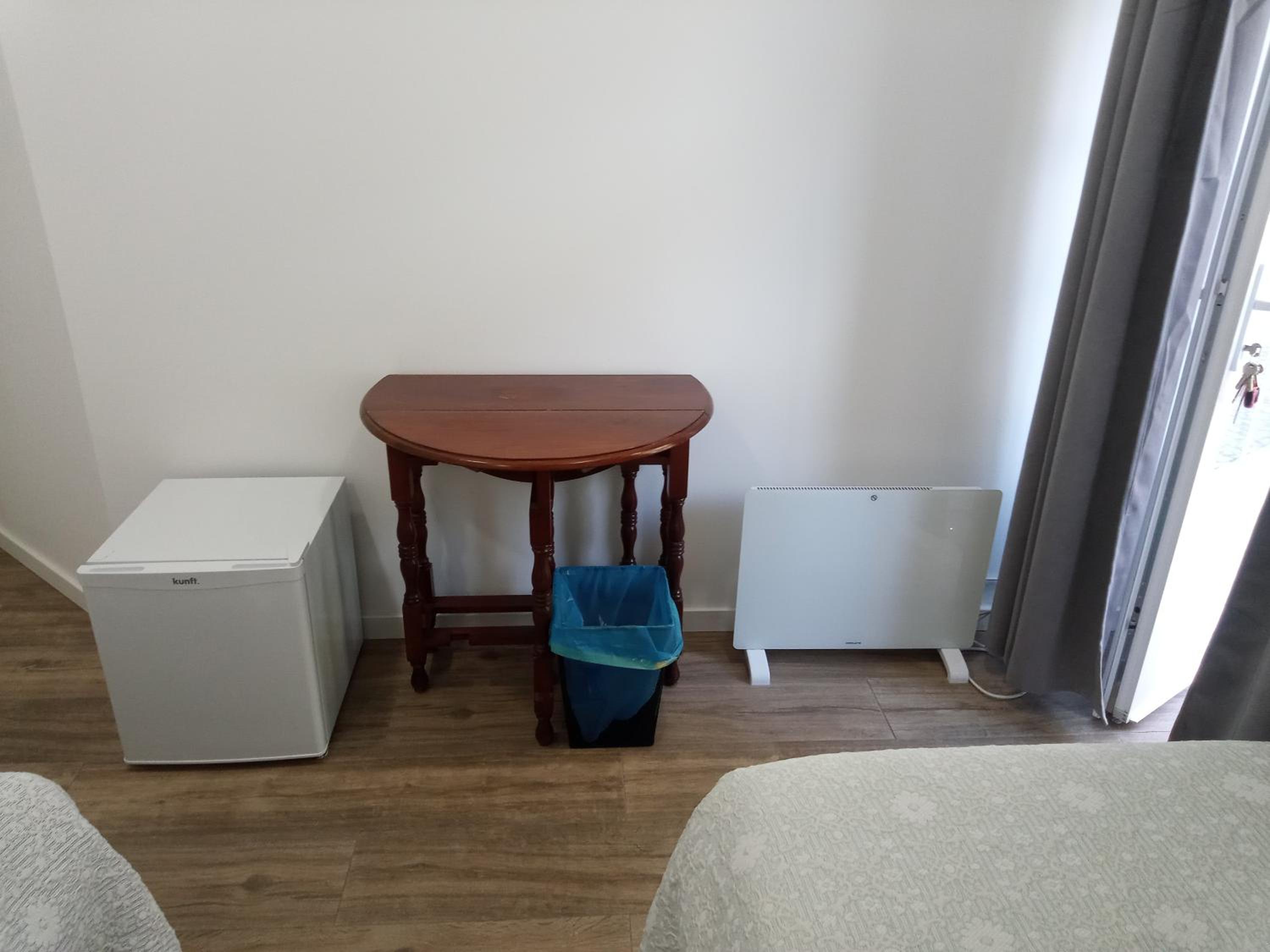 Twin Room - Photo 2