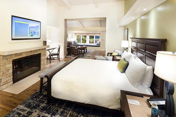 Bungalow Deluxe Suite - Photo 3