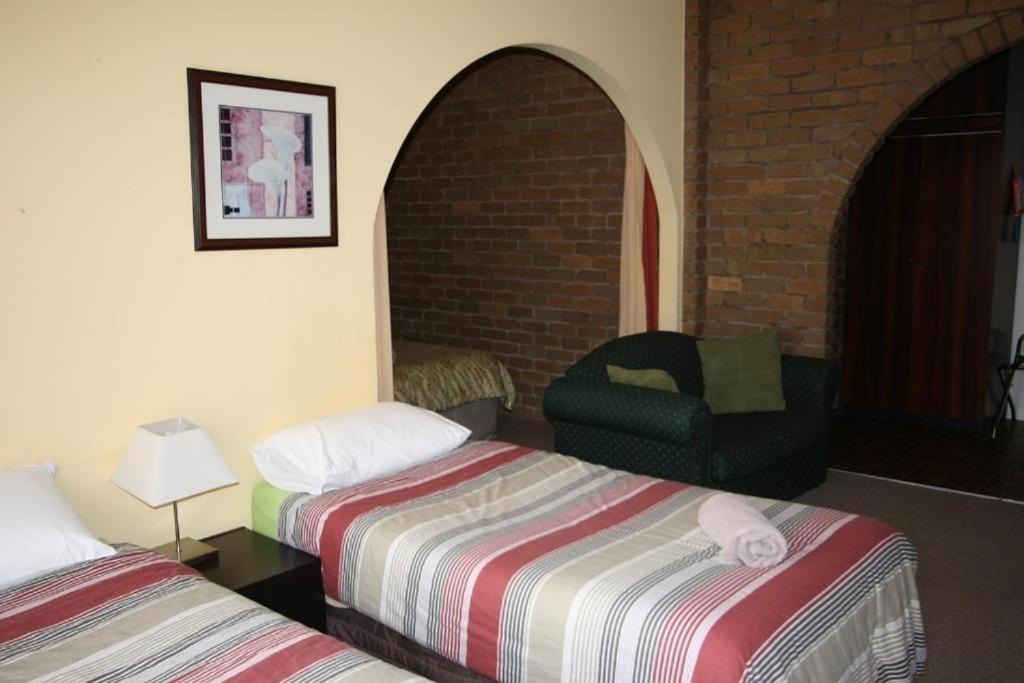 Family Suite - Pet Friendly photo 3