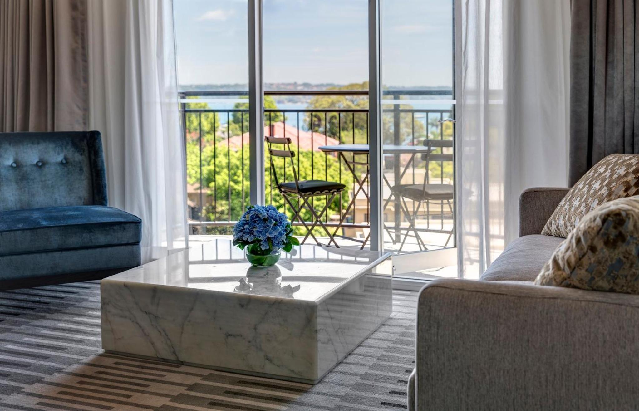 One-Bedroom King Suite - Bayside thumbnail 6