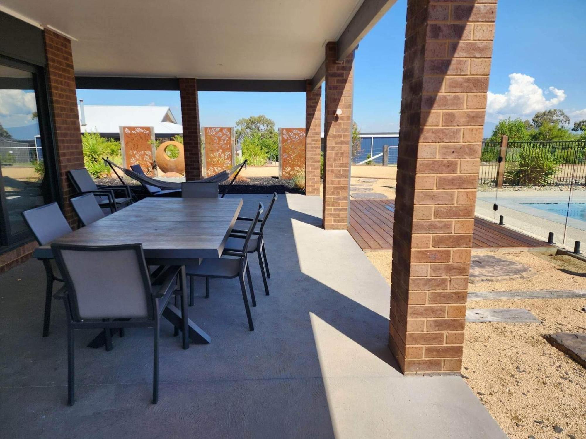 Four-Bedroom Vacation Home photo 3
