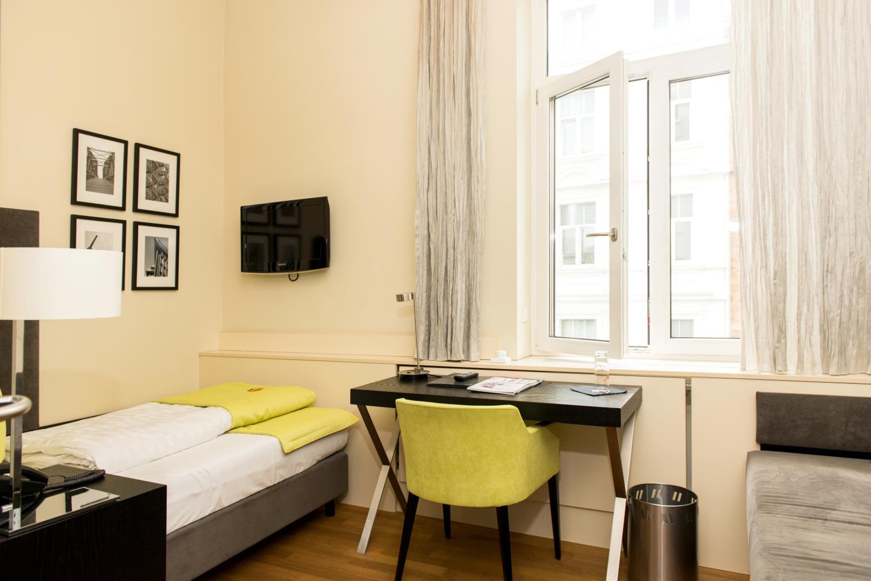 Comfort Single Room photo 1